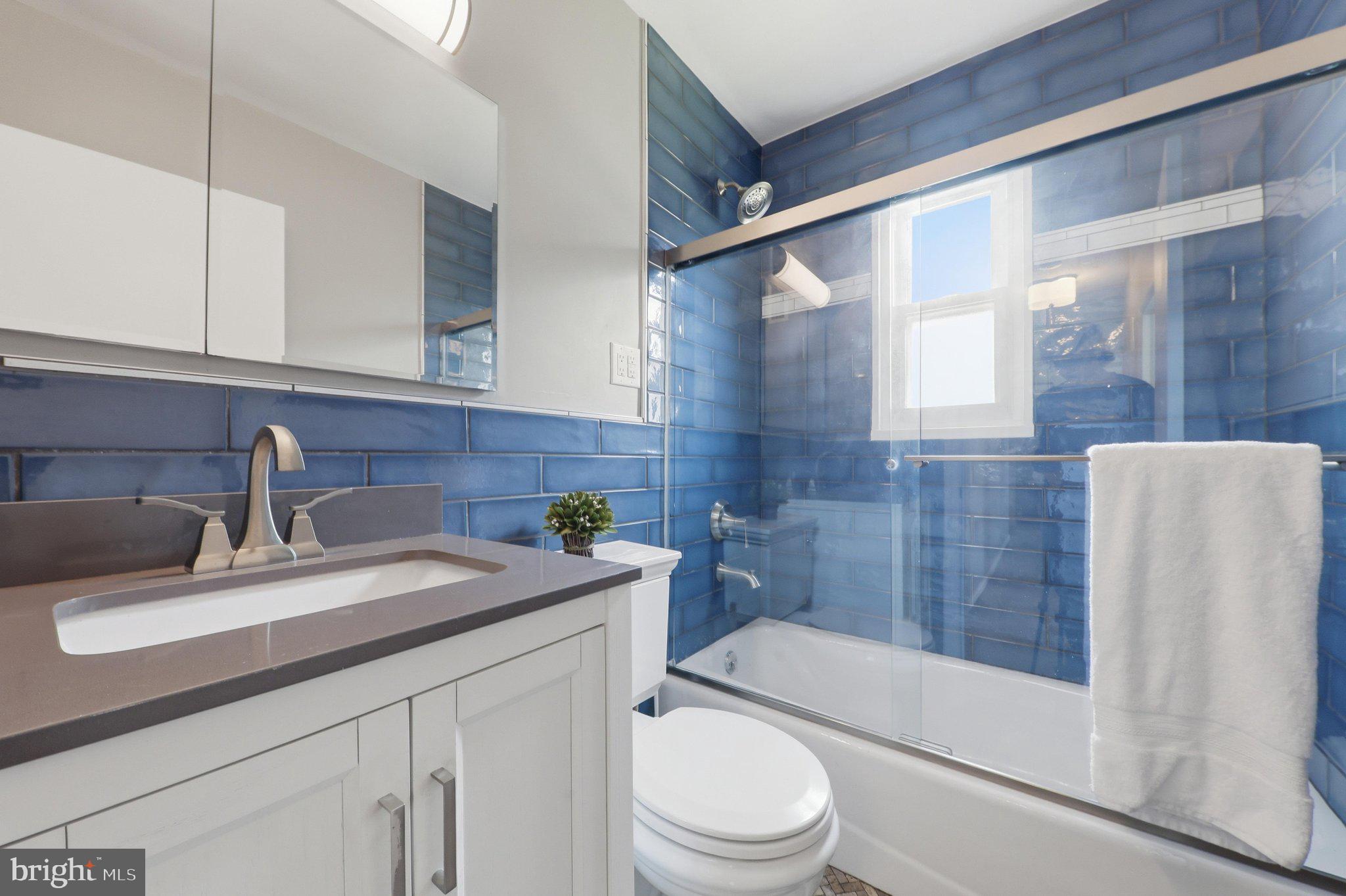 ELMWOOD - Residential