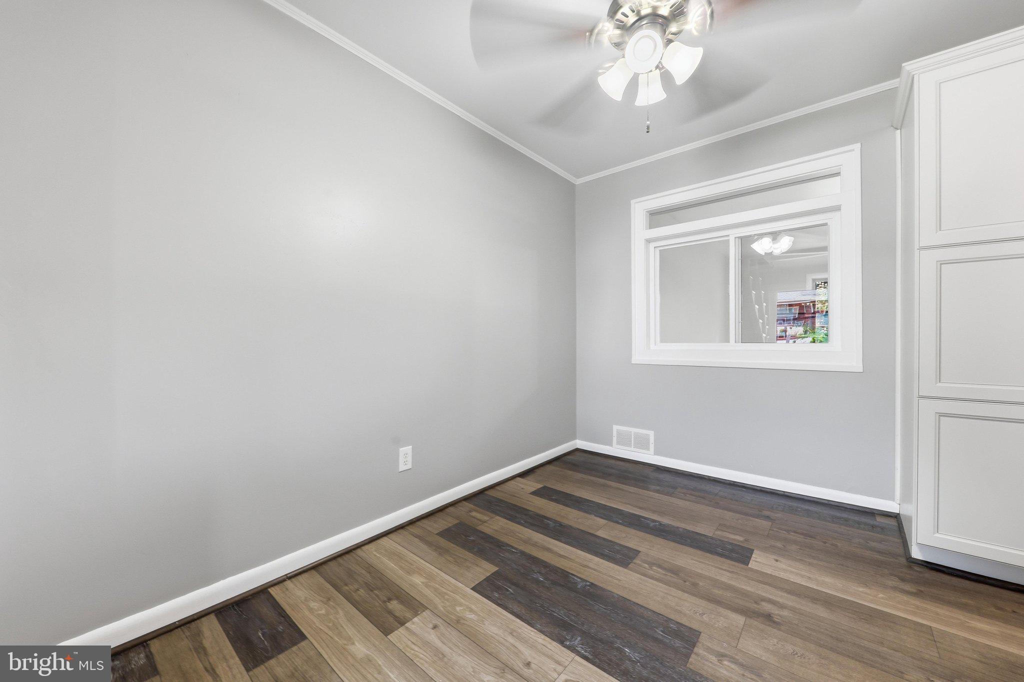 ELMWOOD - Residential