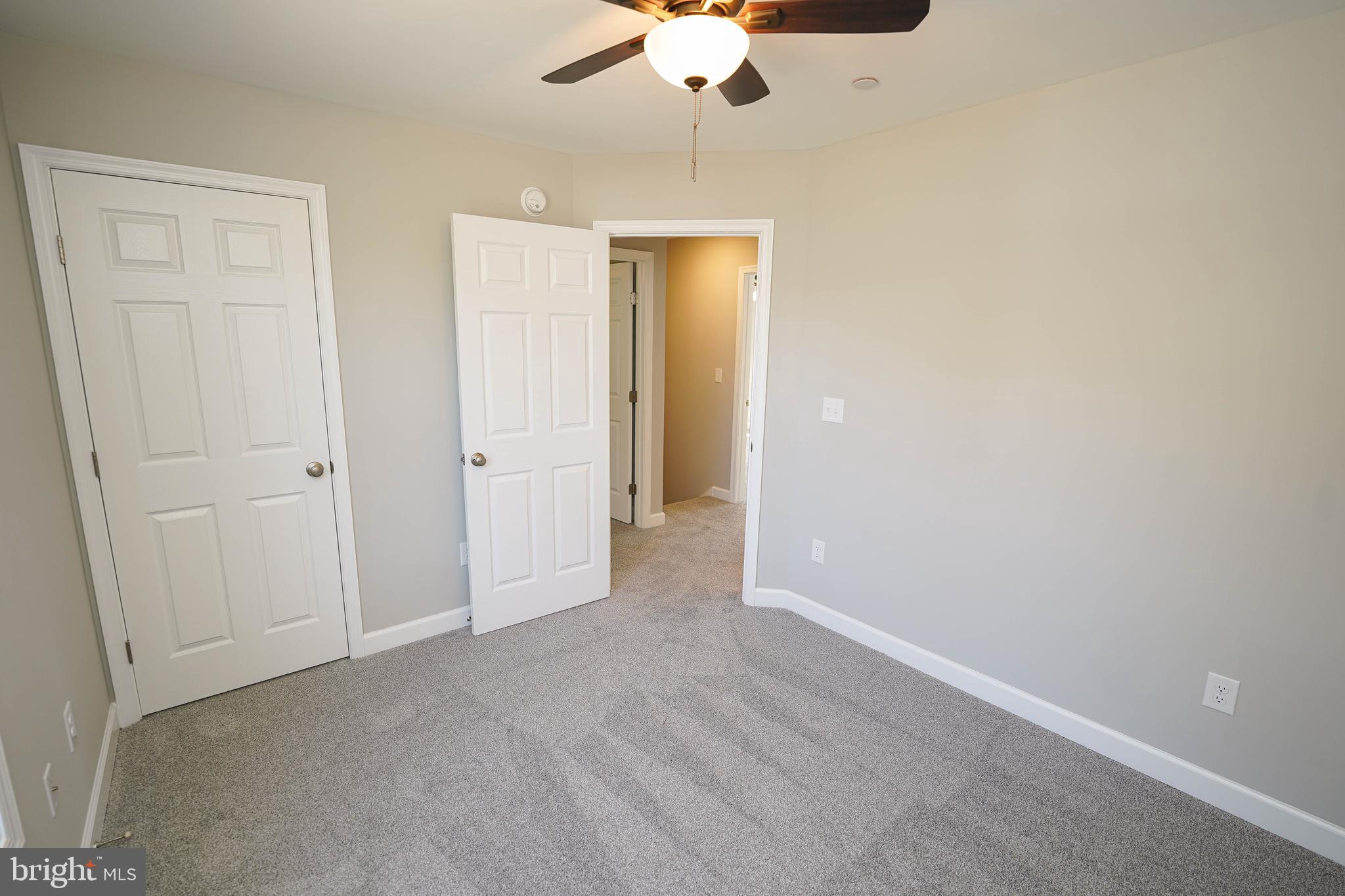 NEWTOWNE SQUARE - Residential
