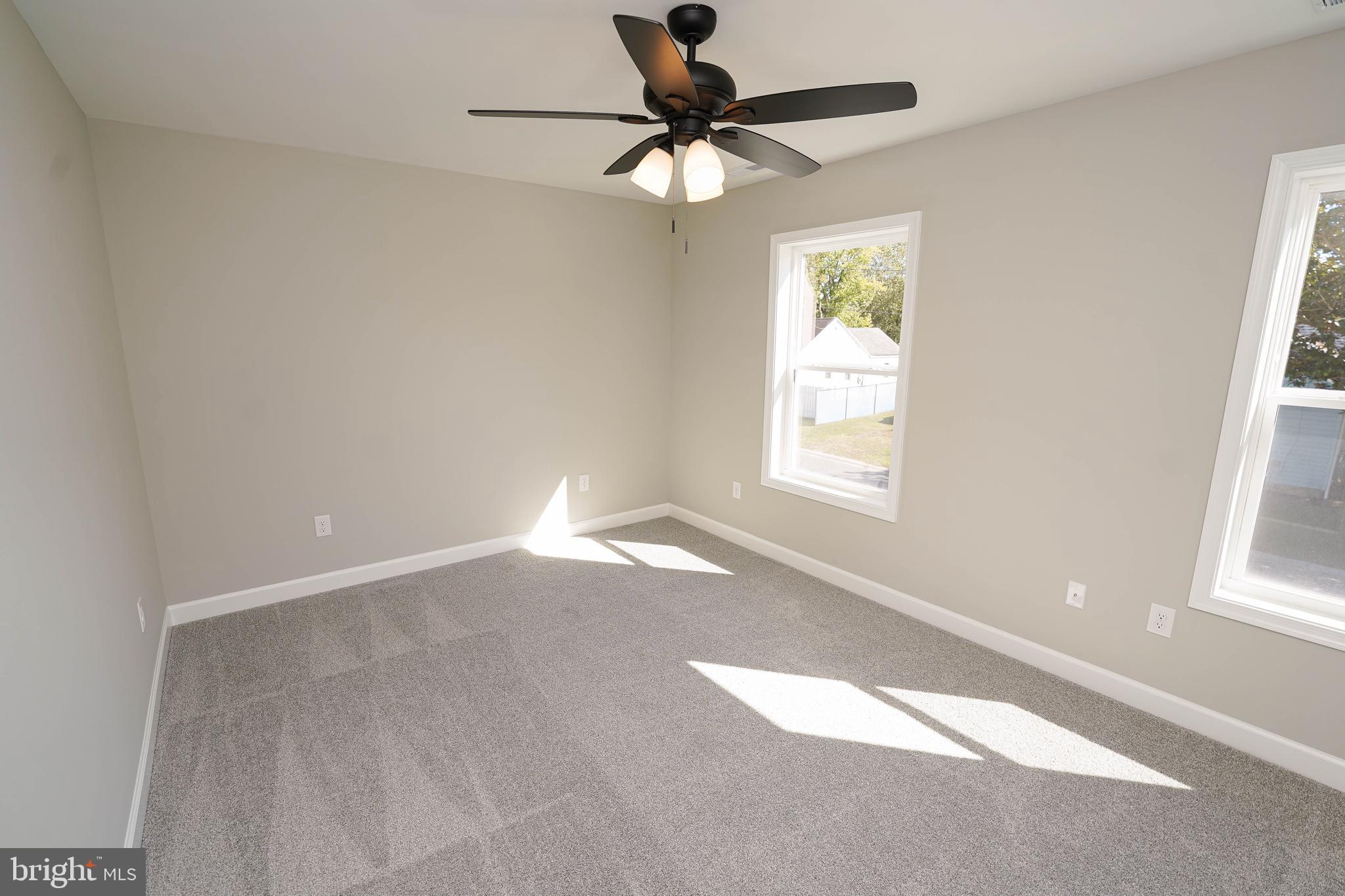 NEWTOWNE SQUARE - Residential
