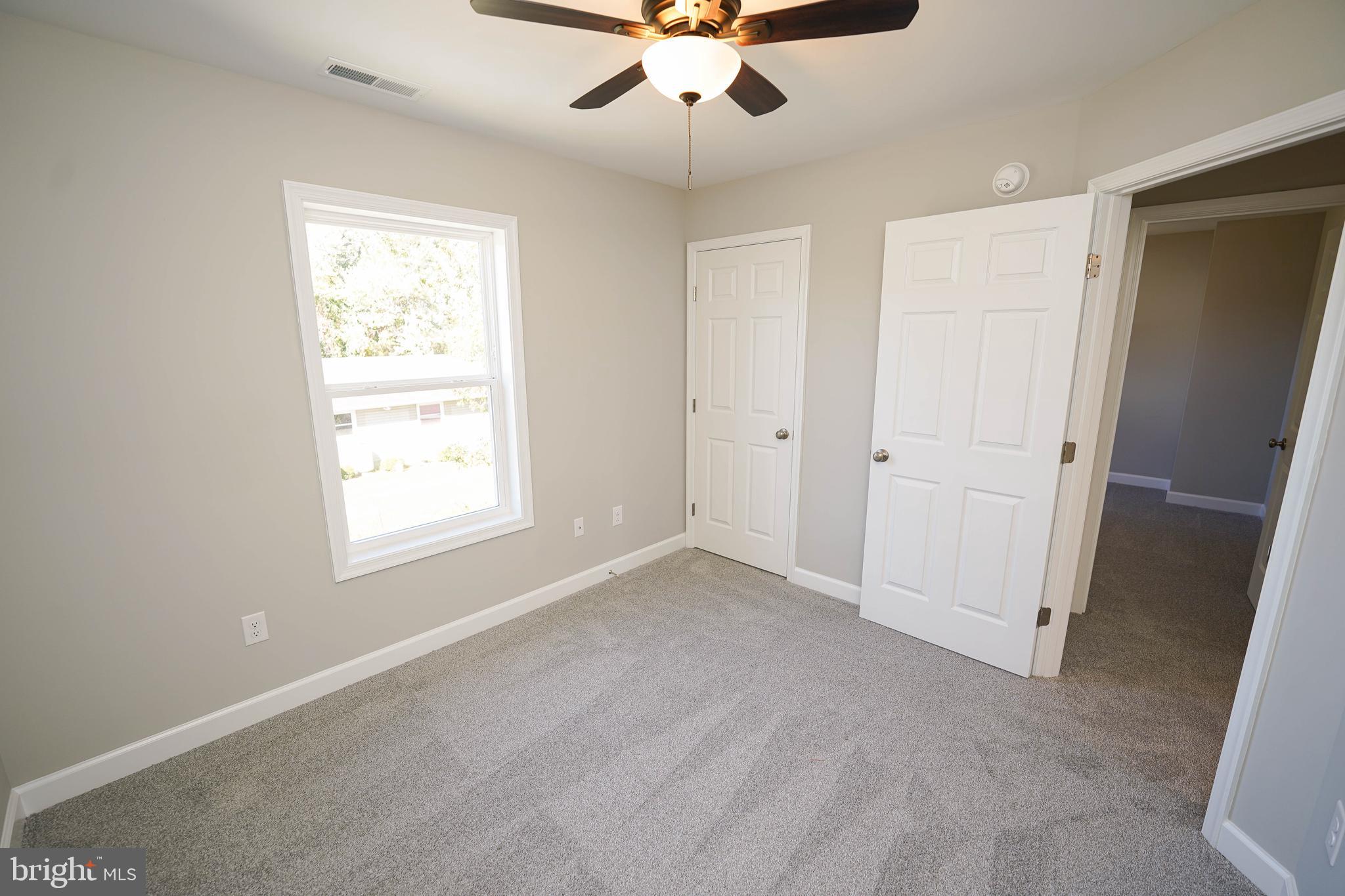 NEWTOWNE SQUARE - Residential