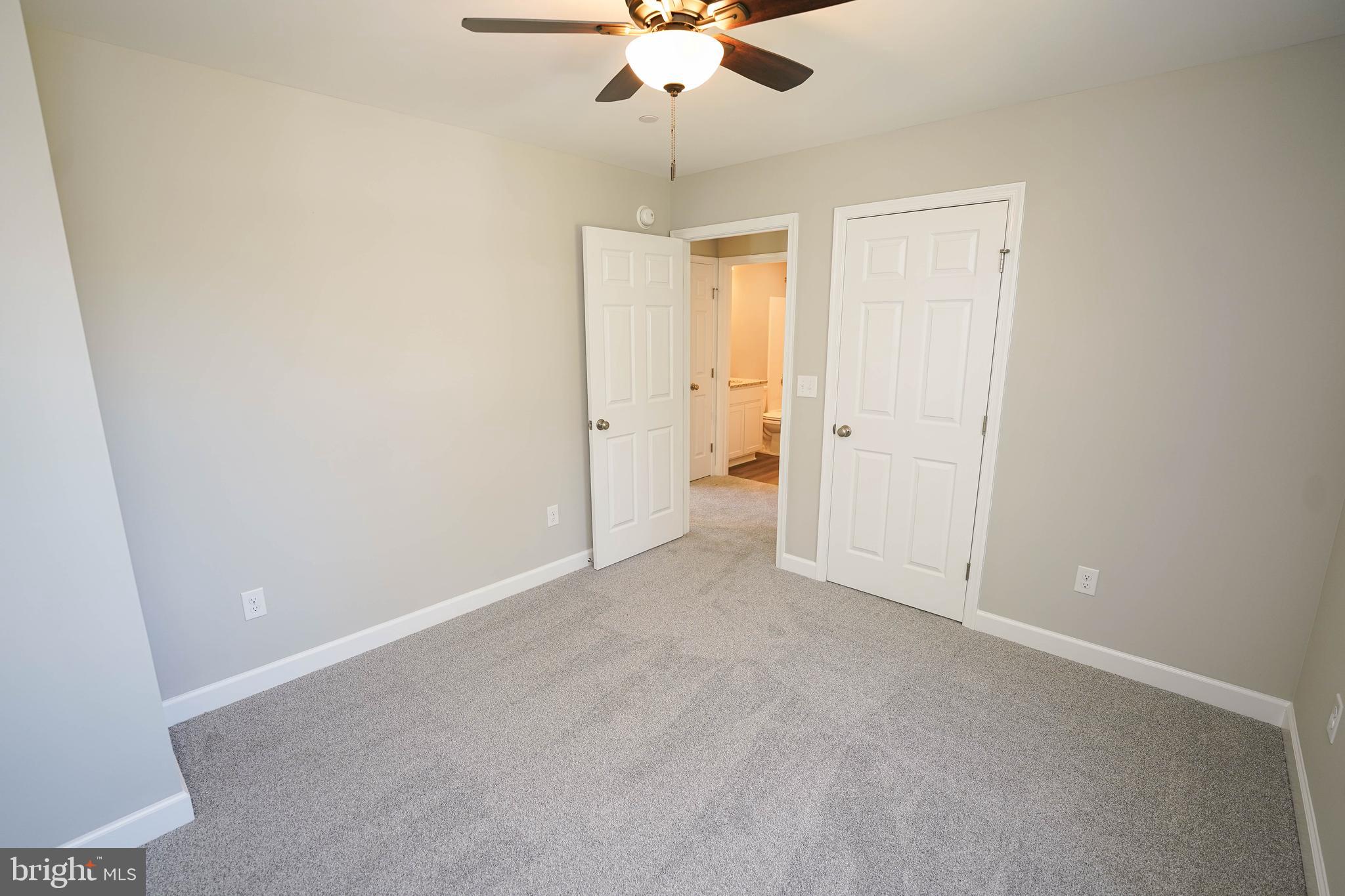 NEWTOWNE SQUARE - Residential
