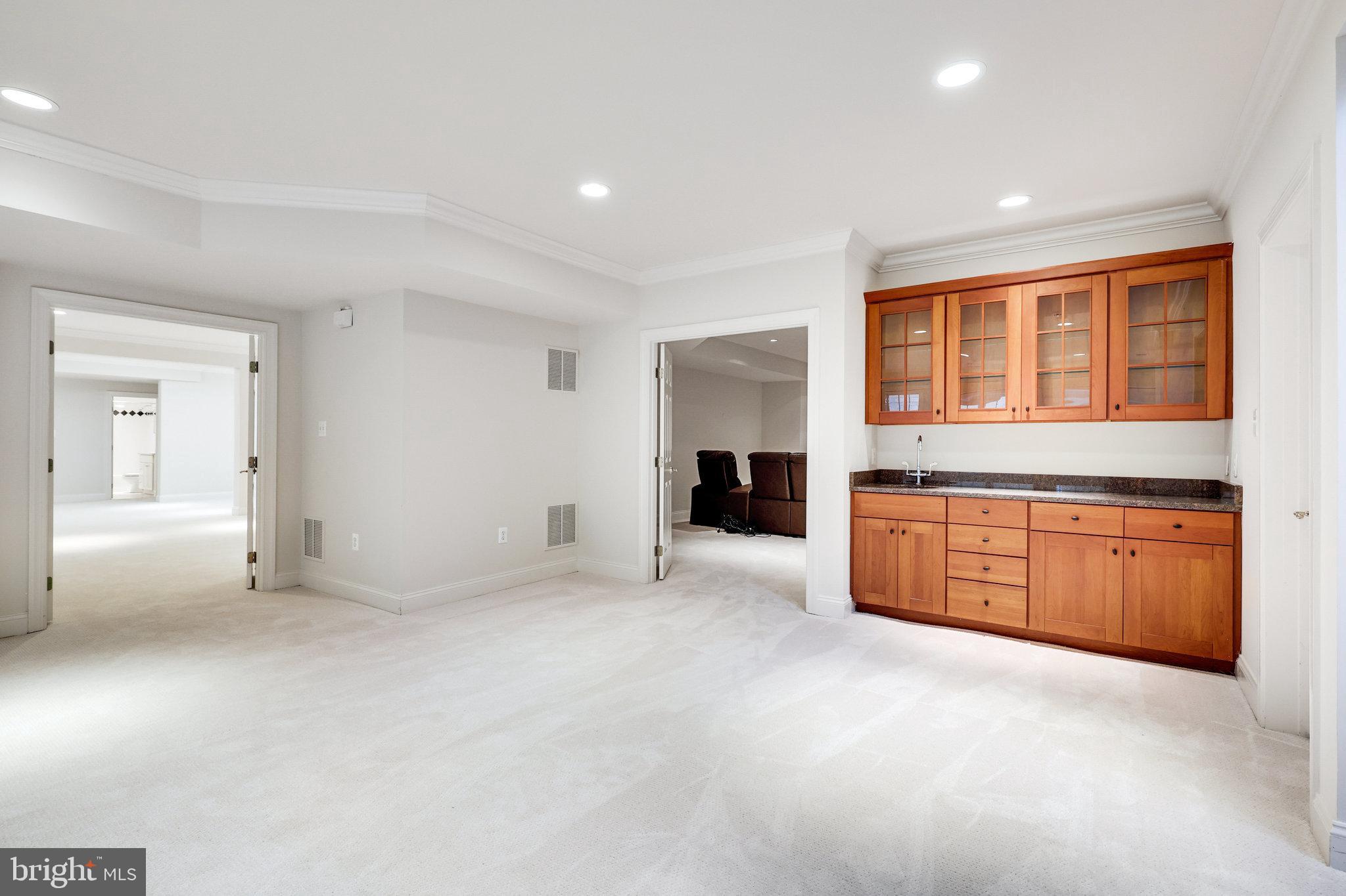 THE RESERVE - Residential