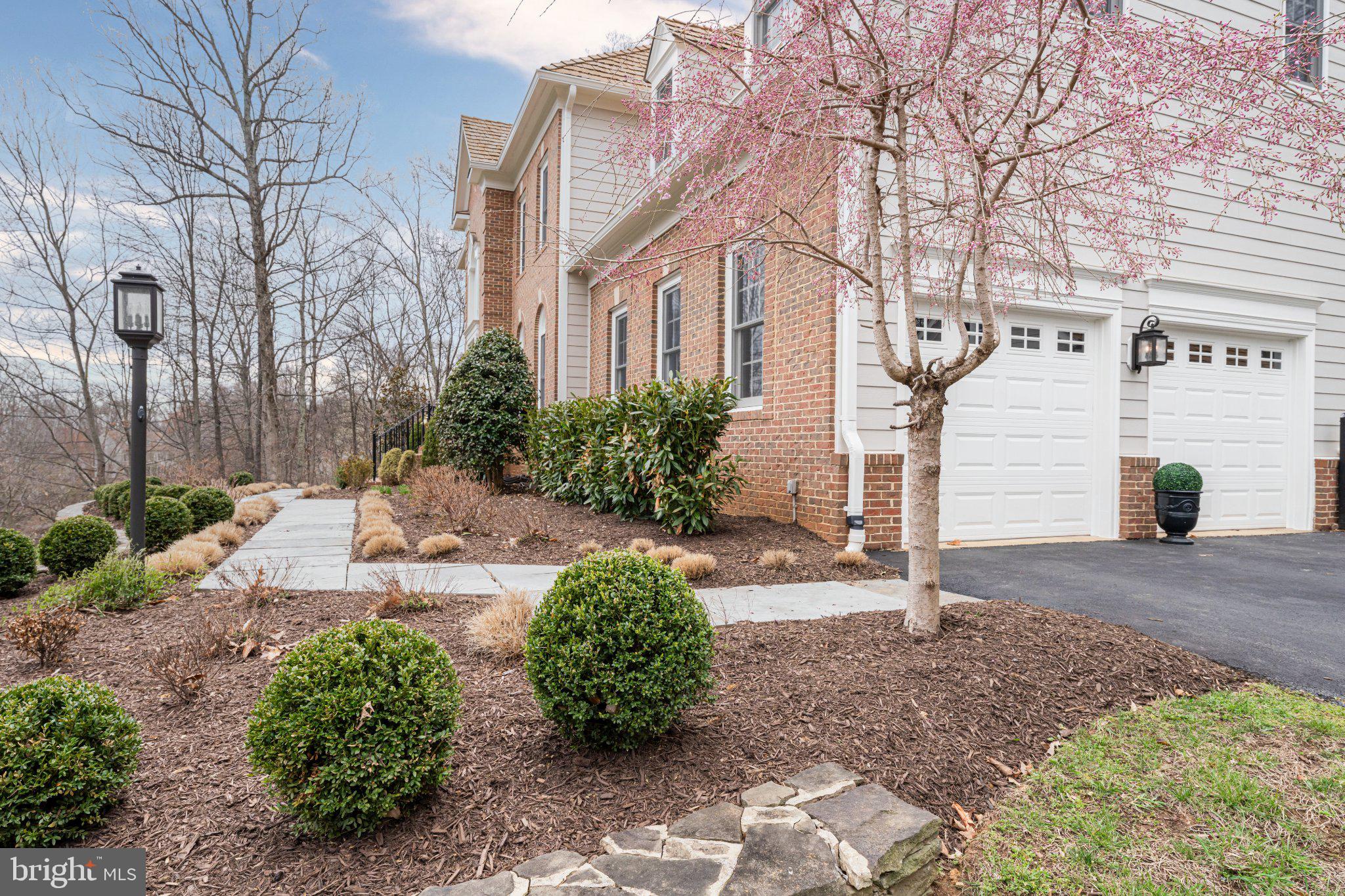 WOODLEA HILLS - Residential