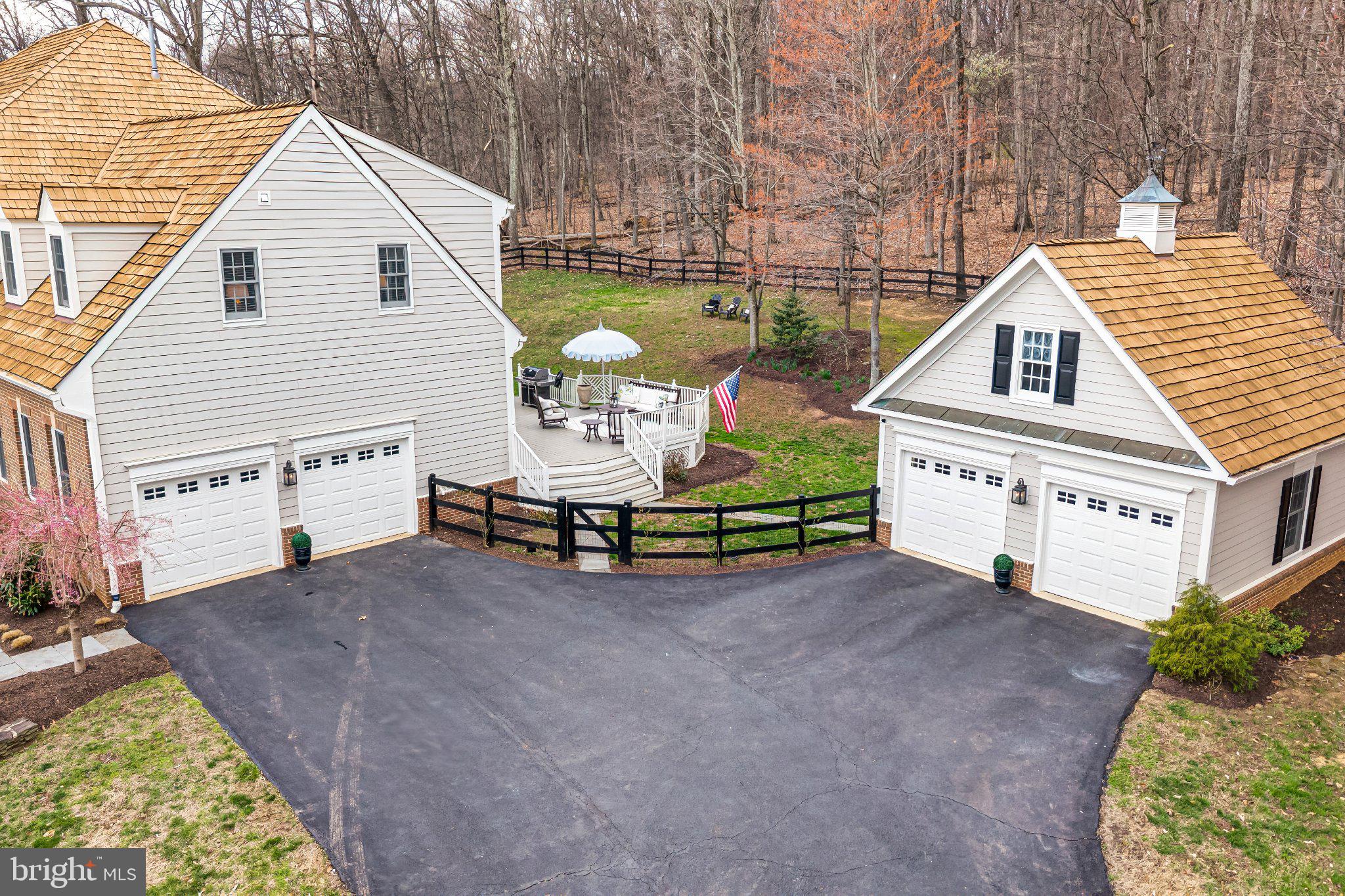 WOODLEA HILLS - Residential