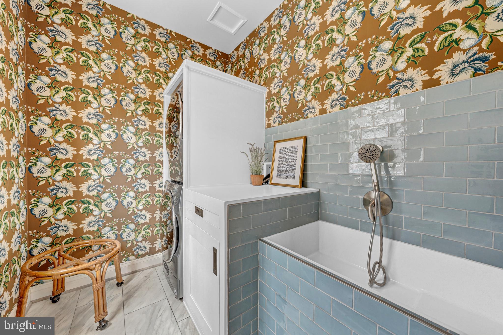 WOODLEA HILLS - Residential