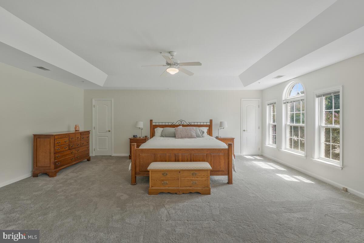 ROLLING HILLS ESTATES - Residential