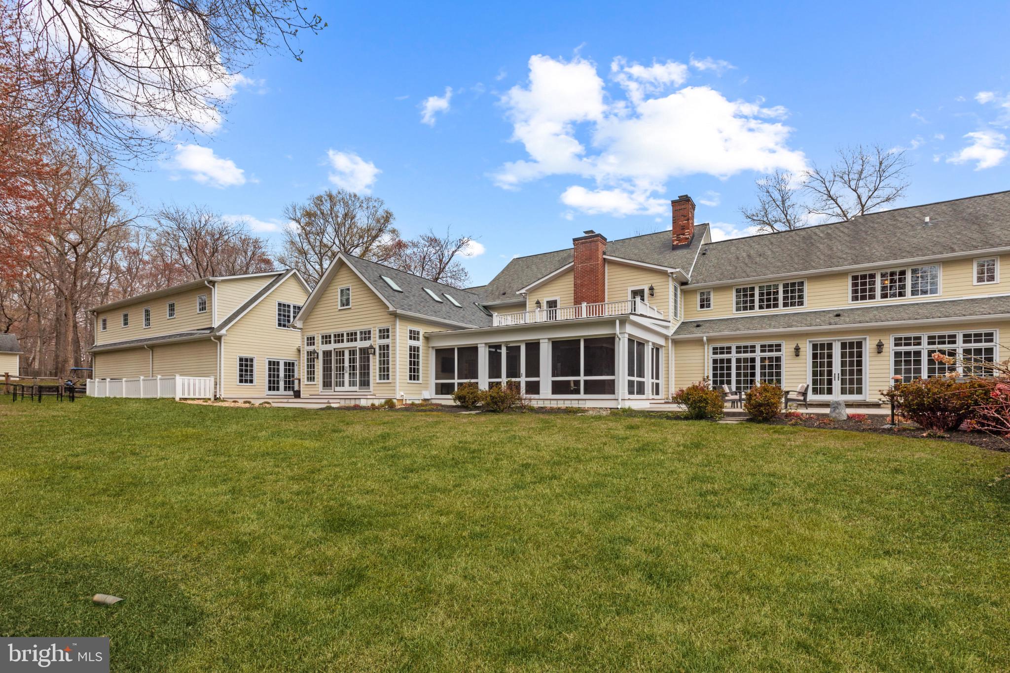 RUNDELAC FARM - Residential