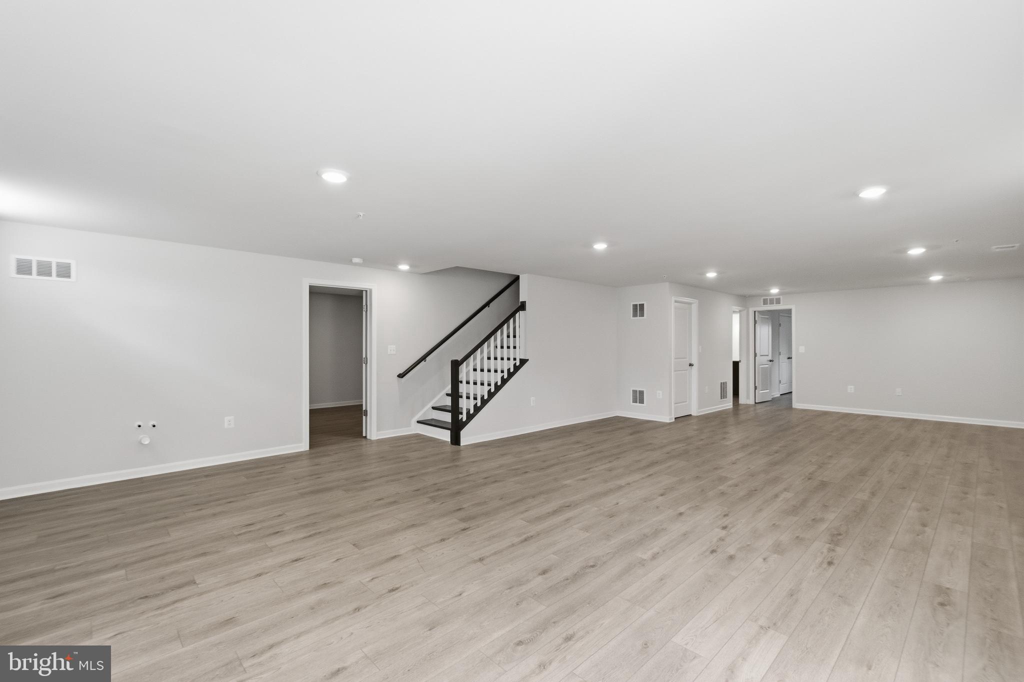 BRYANS CROSSING - Residential