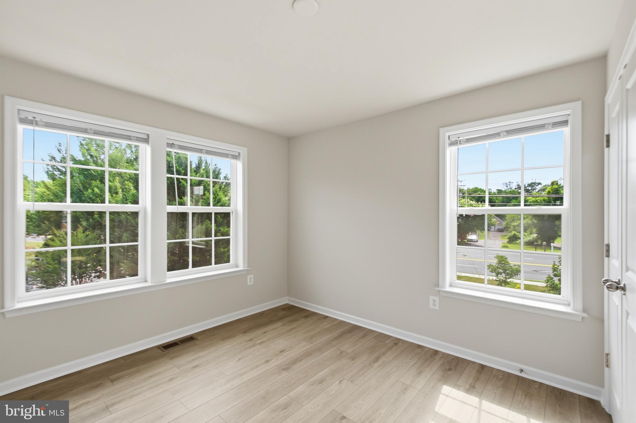 BRYANS CROSSING - Residential