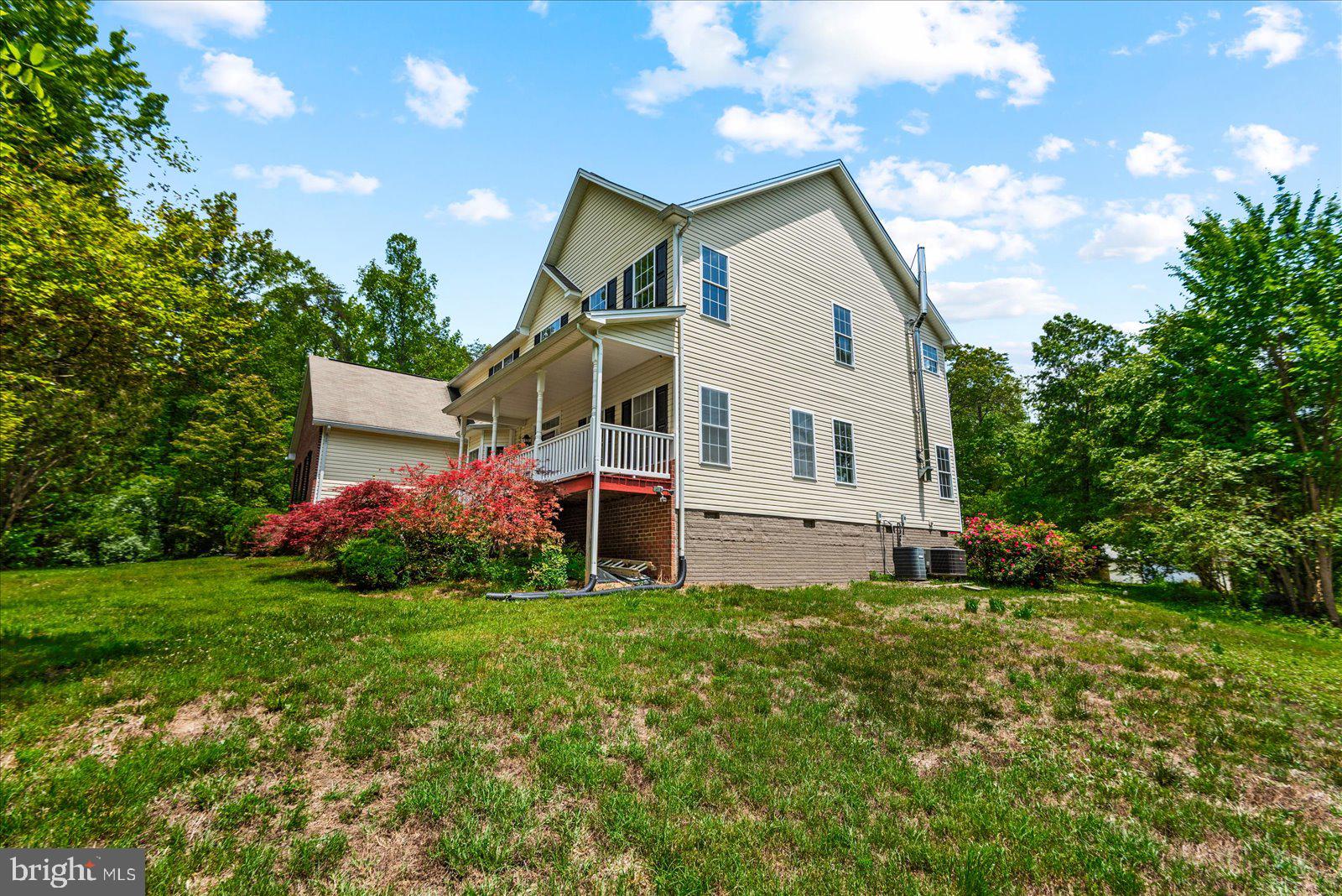 THE CROSSINGS - Residential