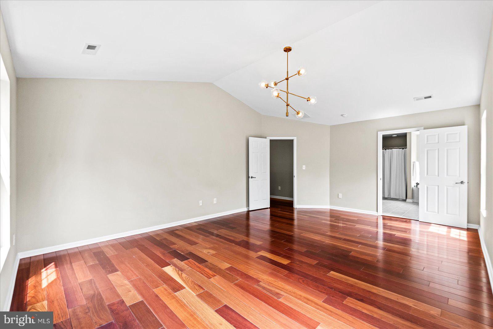 THE CROSSINGS - Residential
