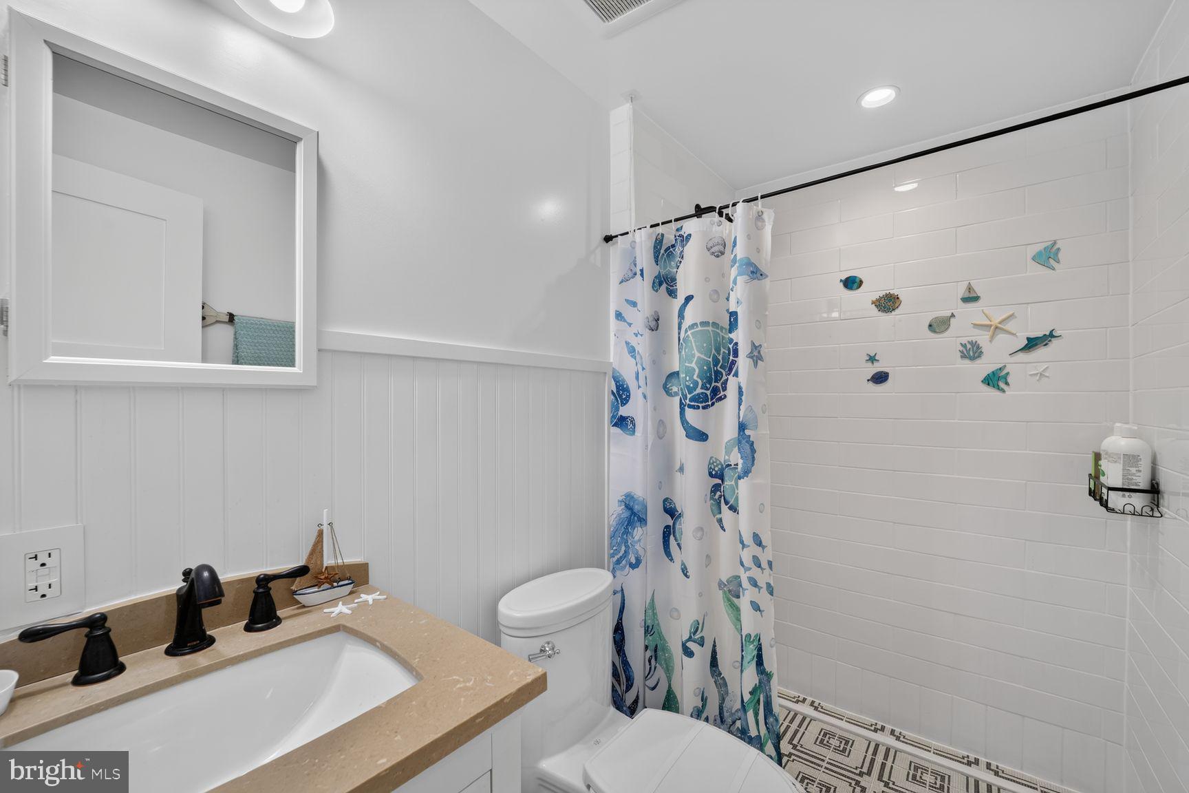 OWINGS BEACH - Residential
