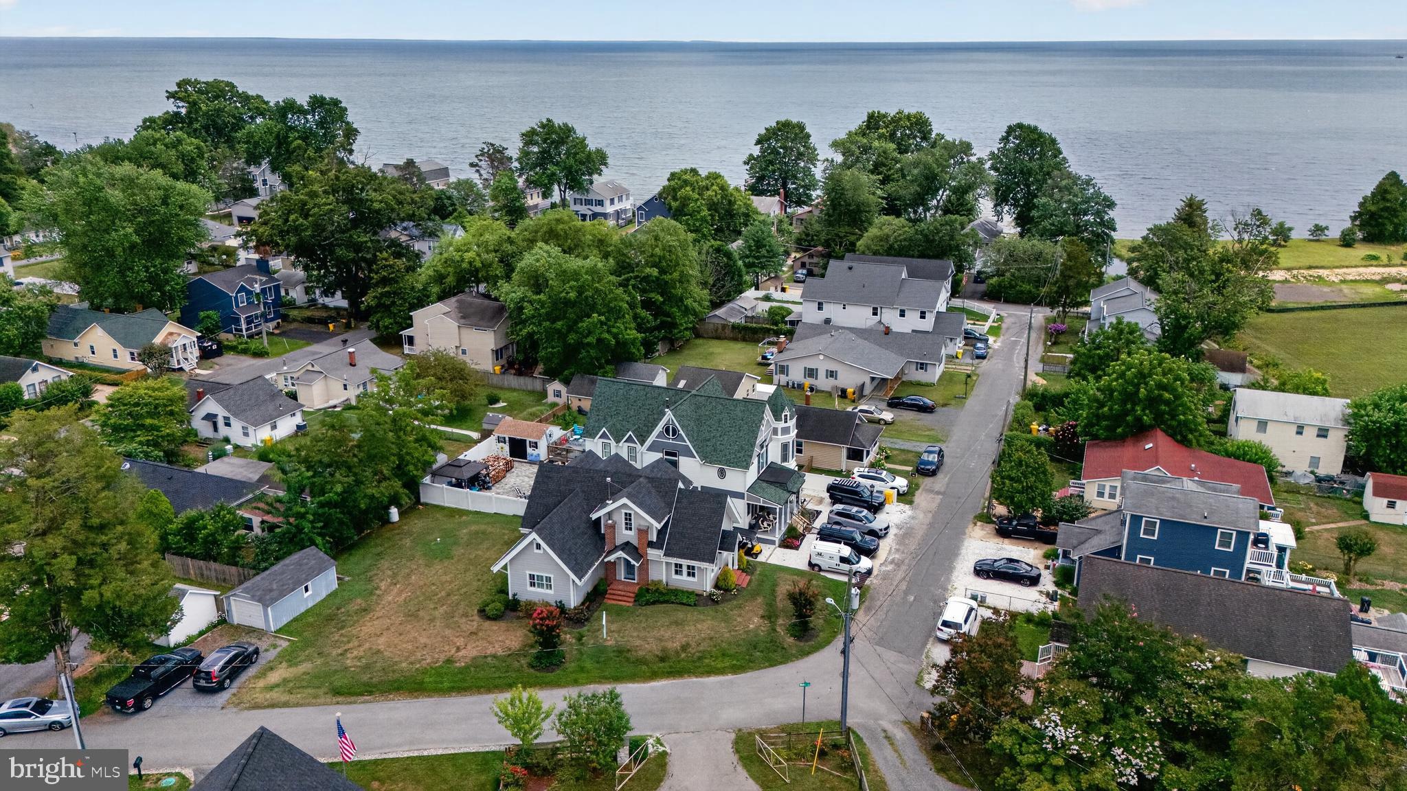 OWINGS BEACH - Residential