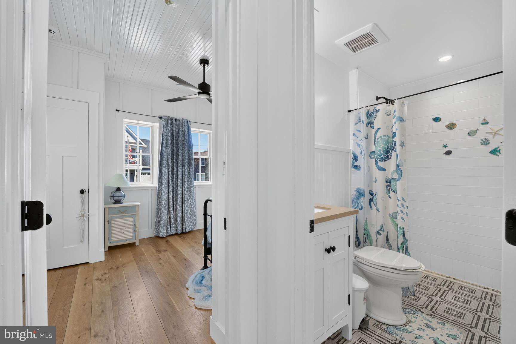 OWINGS BEACH - Residential