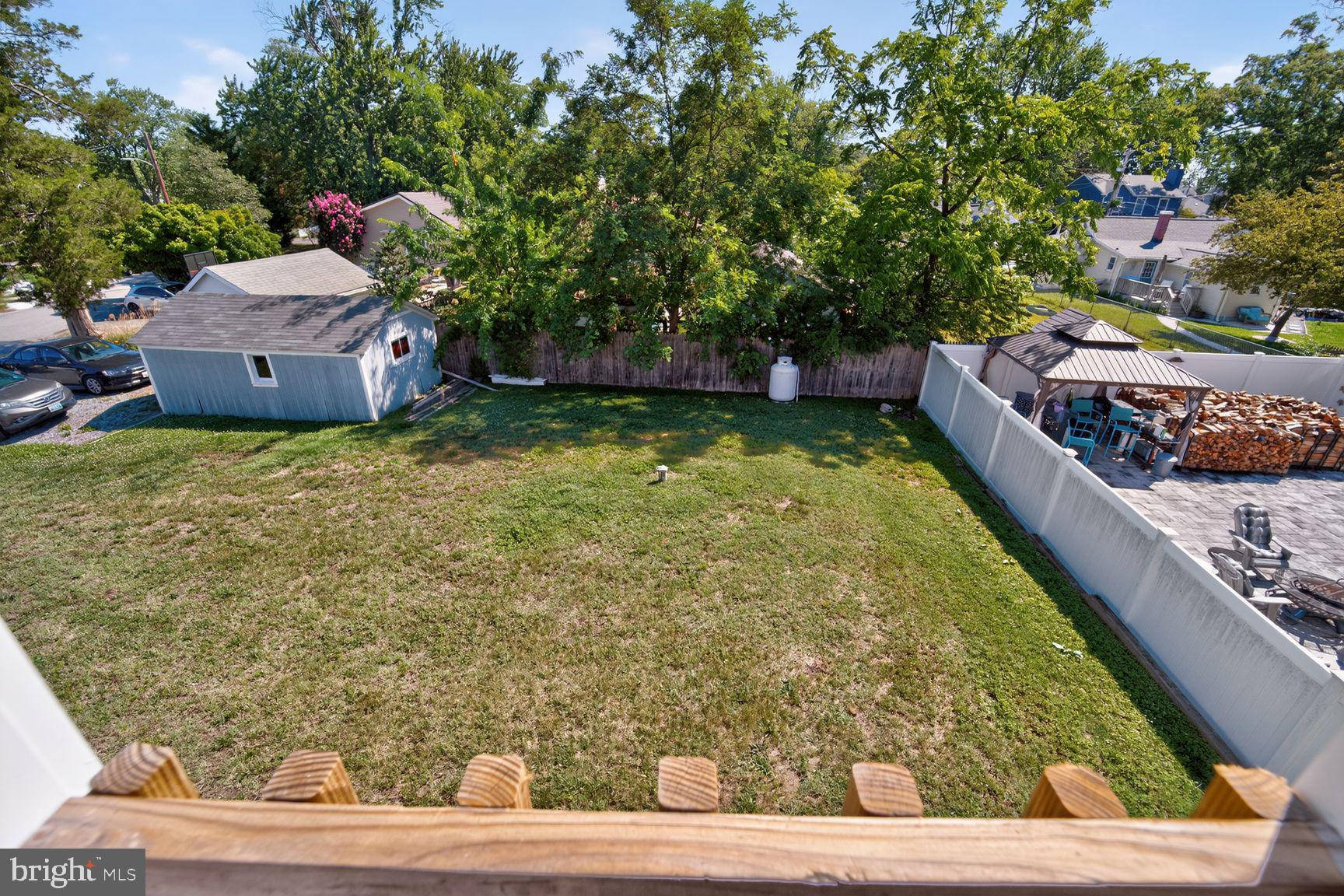 OWINGS BEACH - Residential