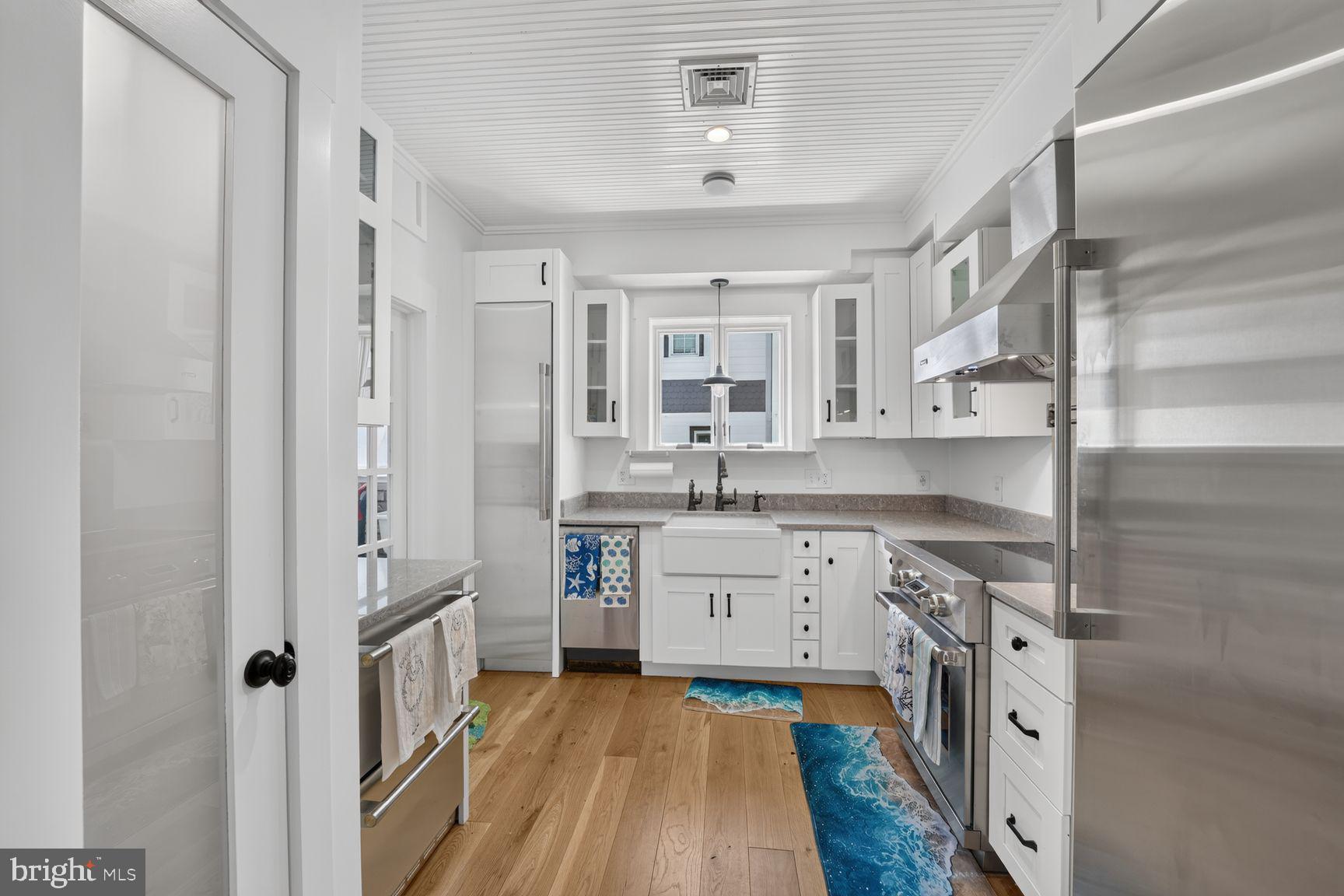 OWINGS BEACH - Residential