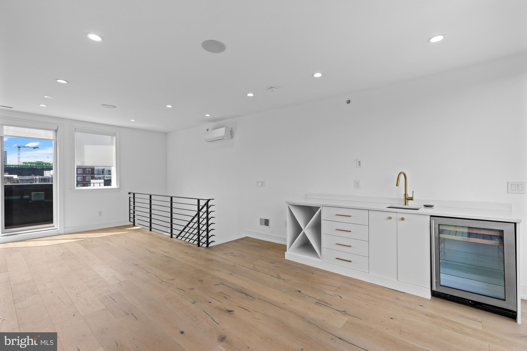 BELLA VISTA - Residential