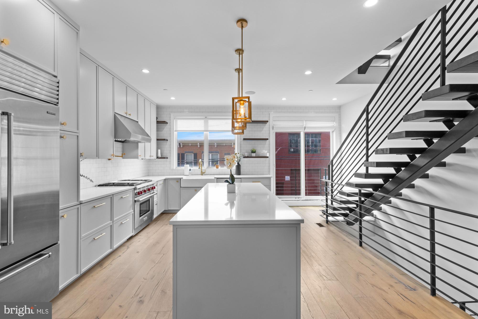 BELLA VISTA - Residential