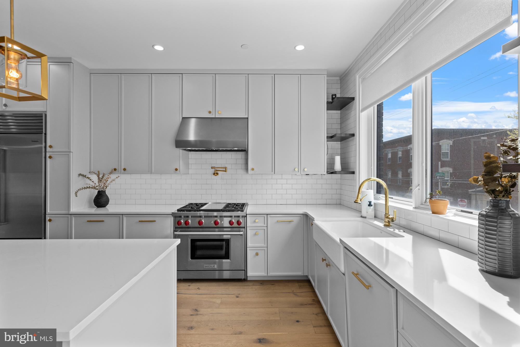 BELLA VISTA - Residential
