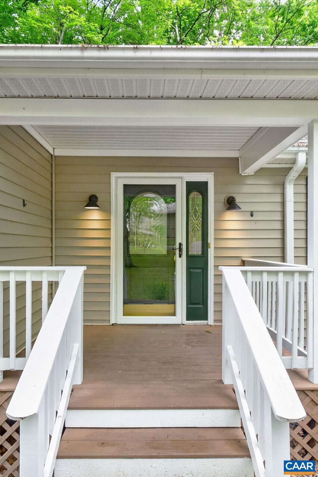 LAKE MONTICELLO - Residential