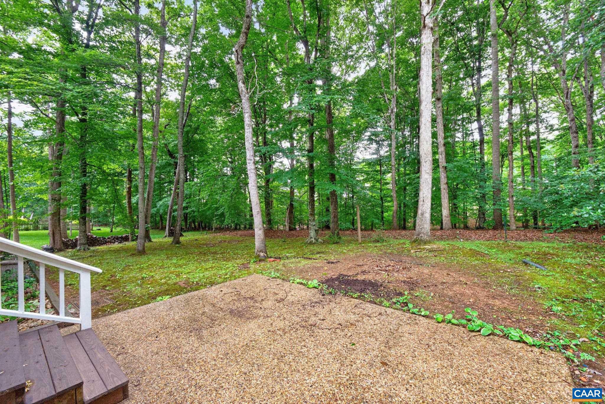 LAKE MONTICELLO - Residential