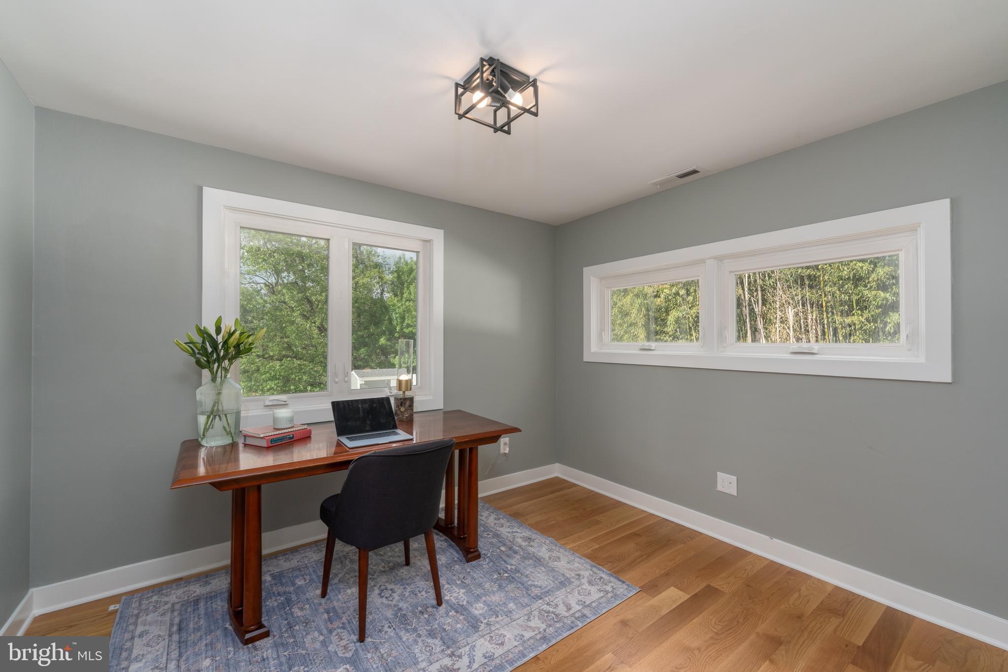 PIKESVILLE - Residential