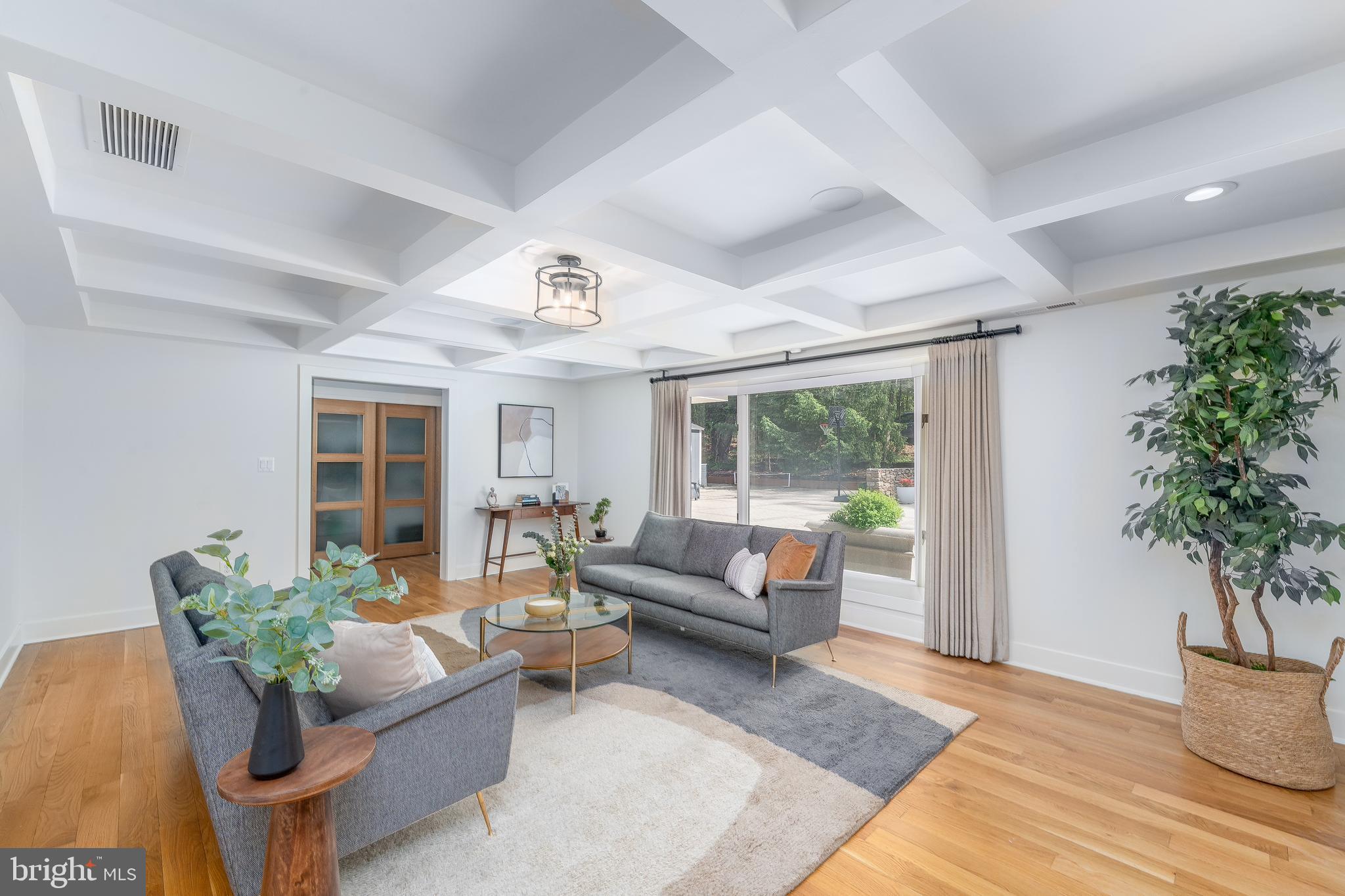 PIKESVILLE - Residential
