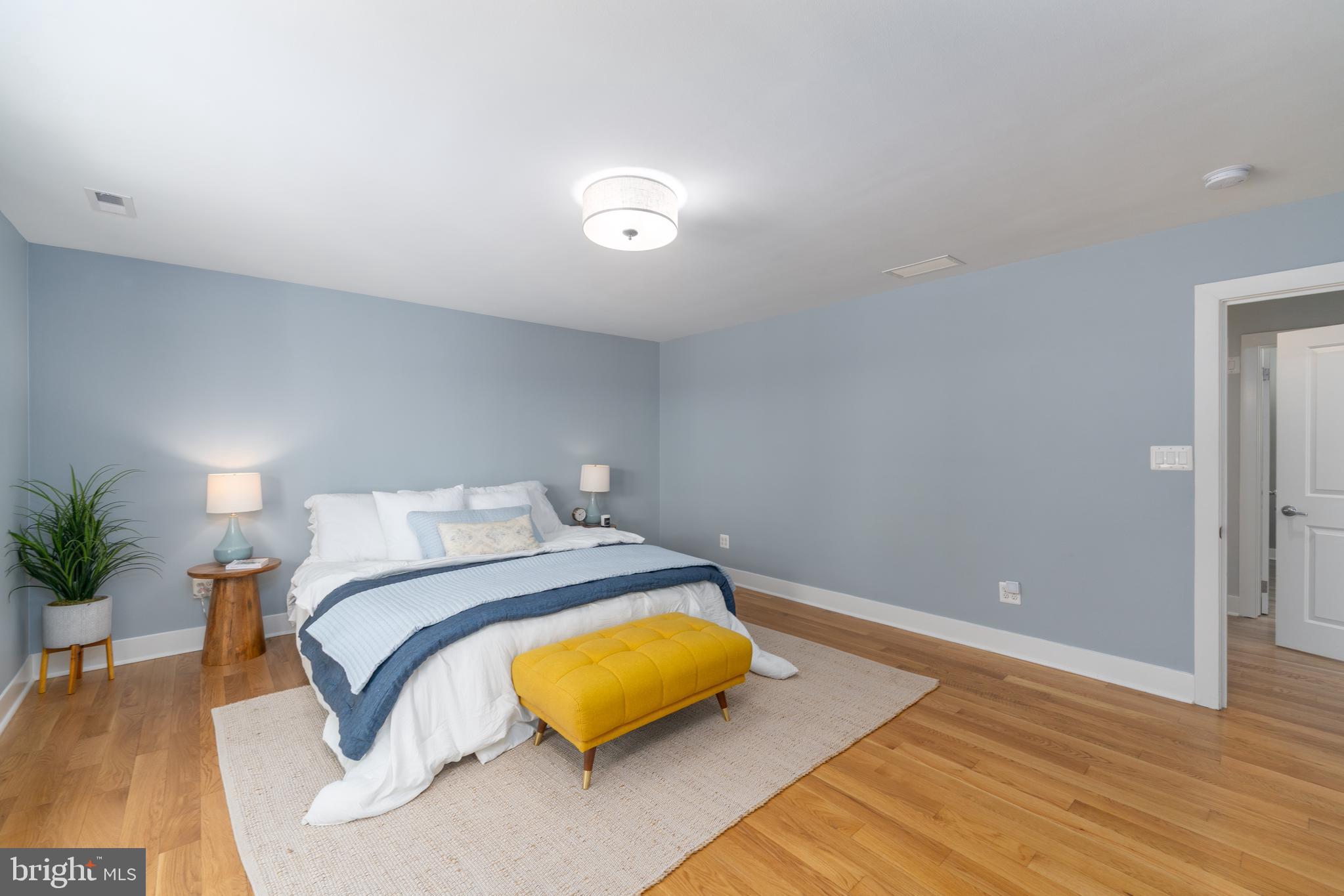 PIKESVILLE - Residential