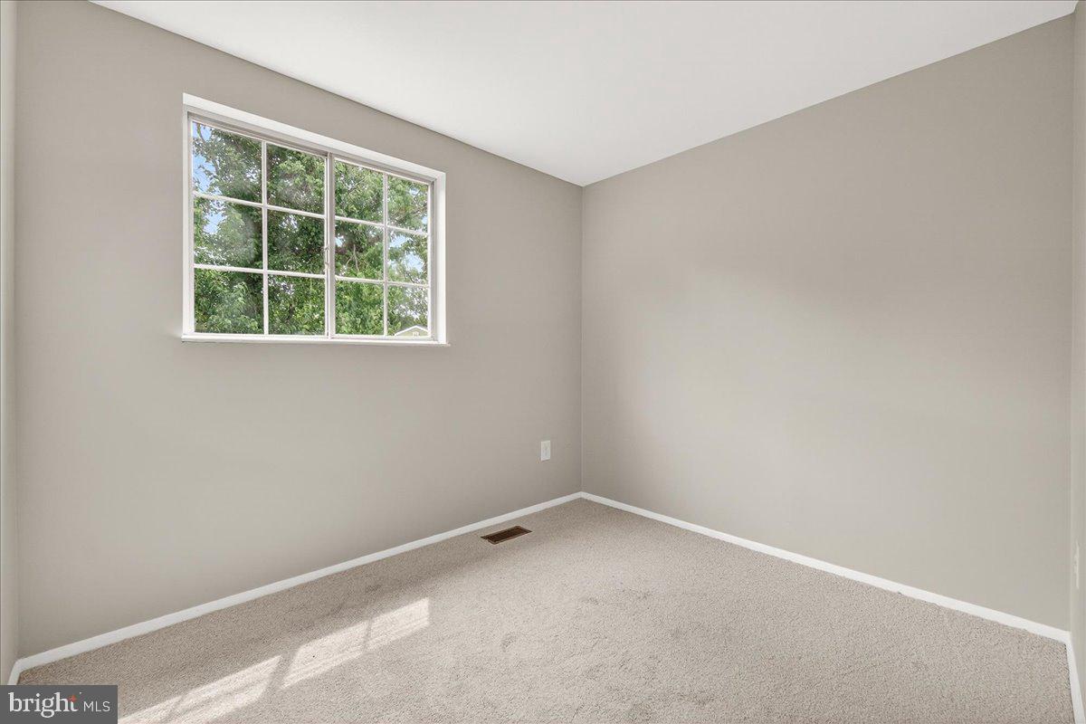 AMBER MEADOWS - Residential