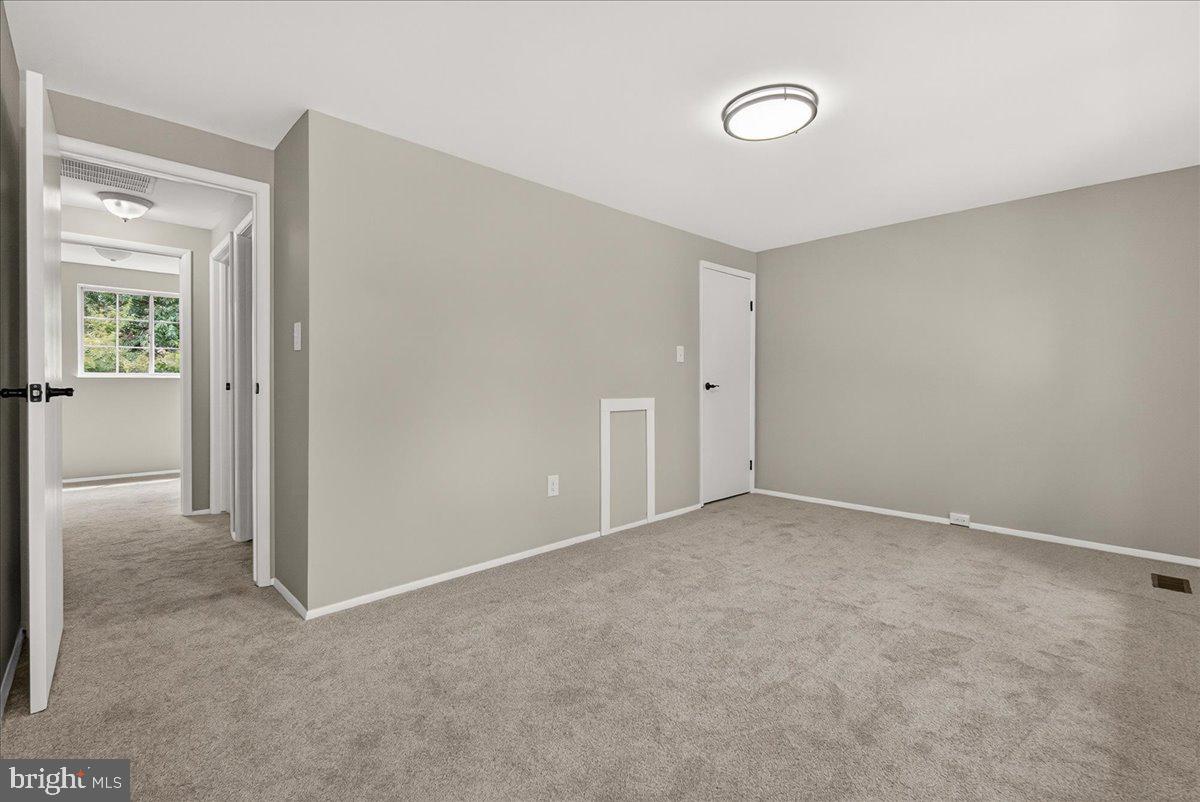 AMBER MEADOWS - Residential
