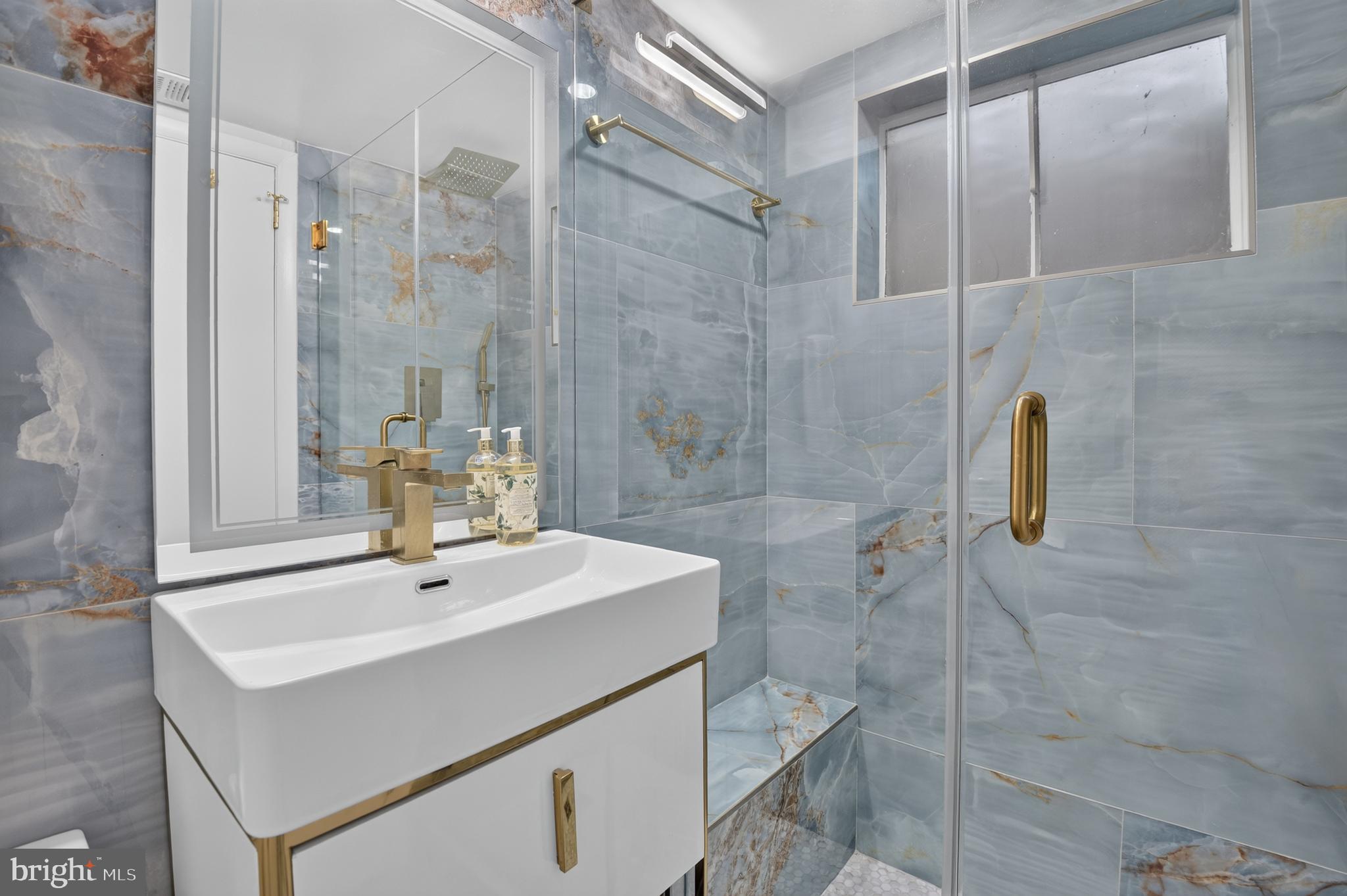 BANNOCKBURN ESTATES - Residential