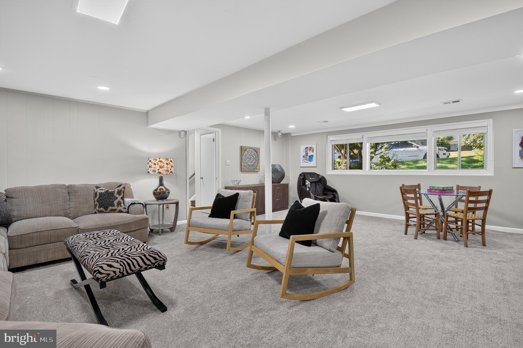 BANNOCKBURN ESTATES - Residential