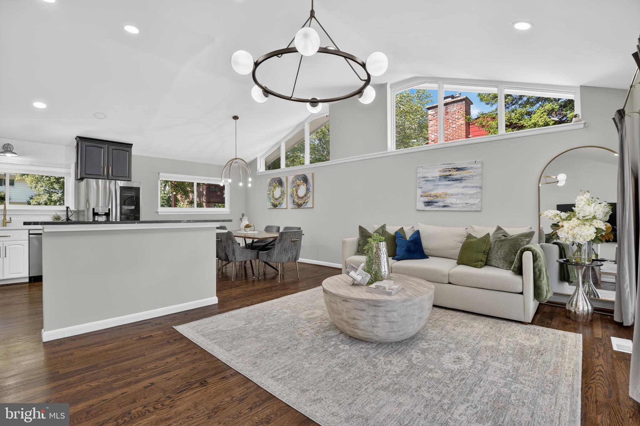 BANNOCKBURN ESTATES - Residential