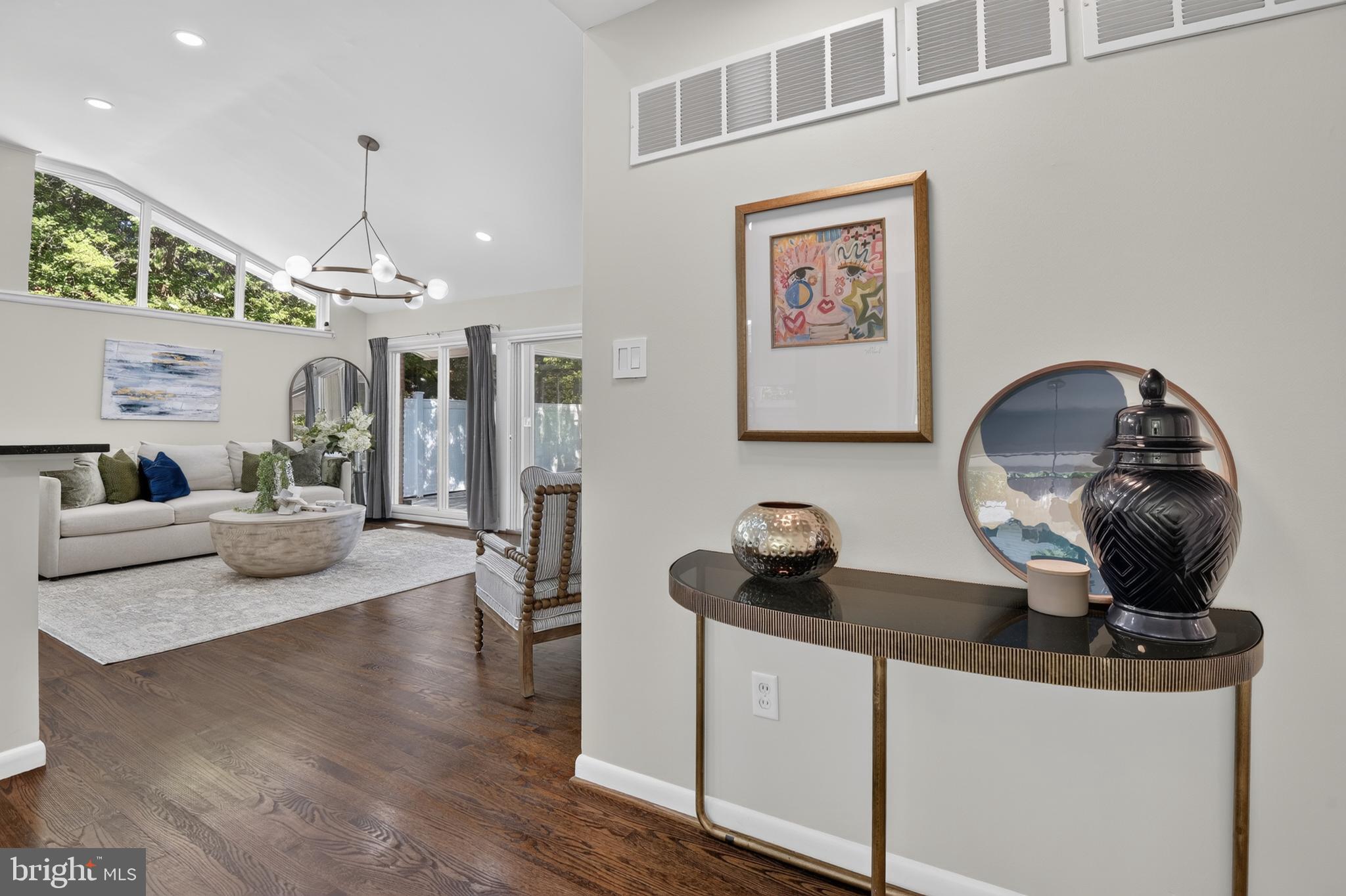 BANNOCKBURN ESTATES - Residential