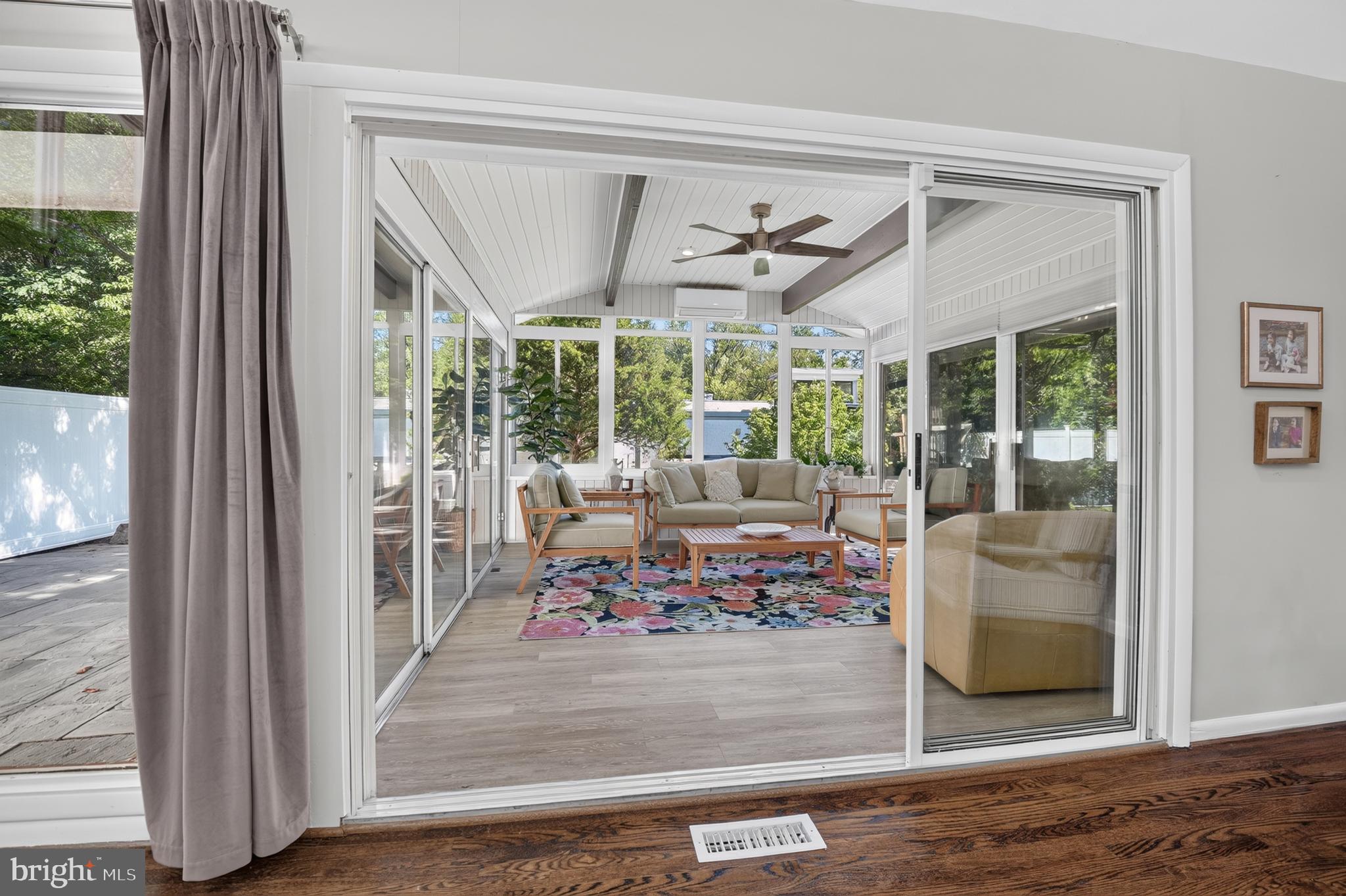 BANNOCKBURN ESTATES - Residential