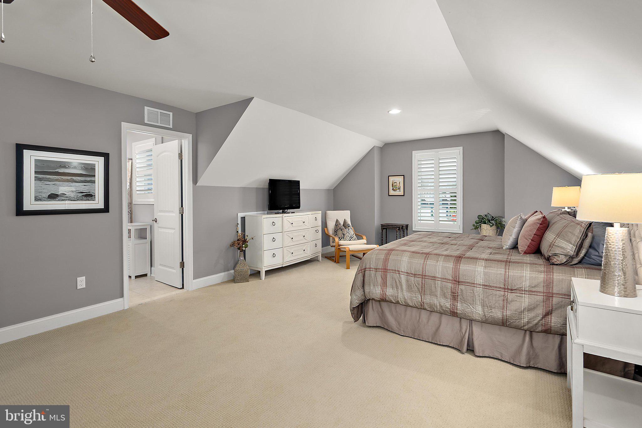 BAYSIDE - Residential