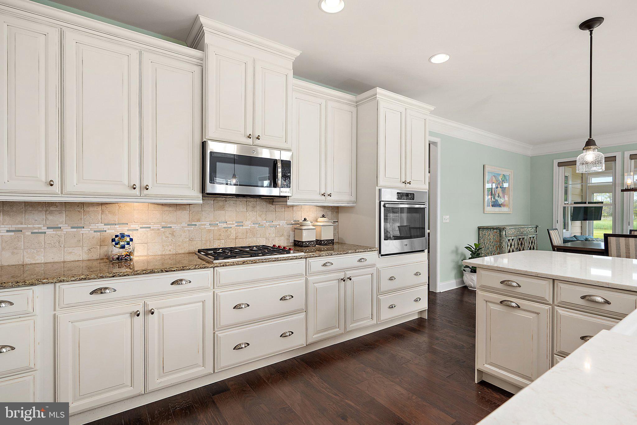 BAYSIDE - Residential