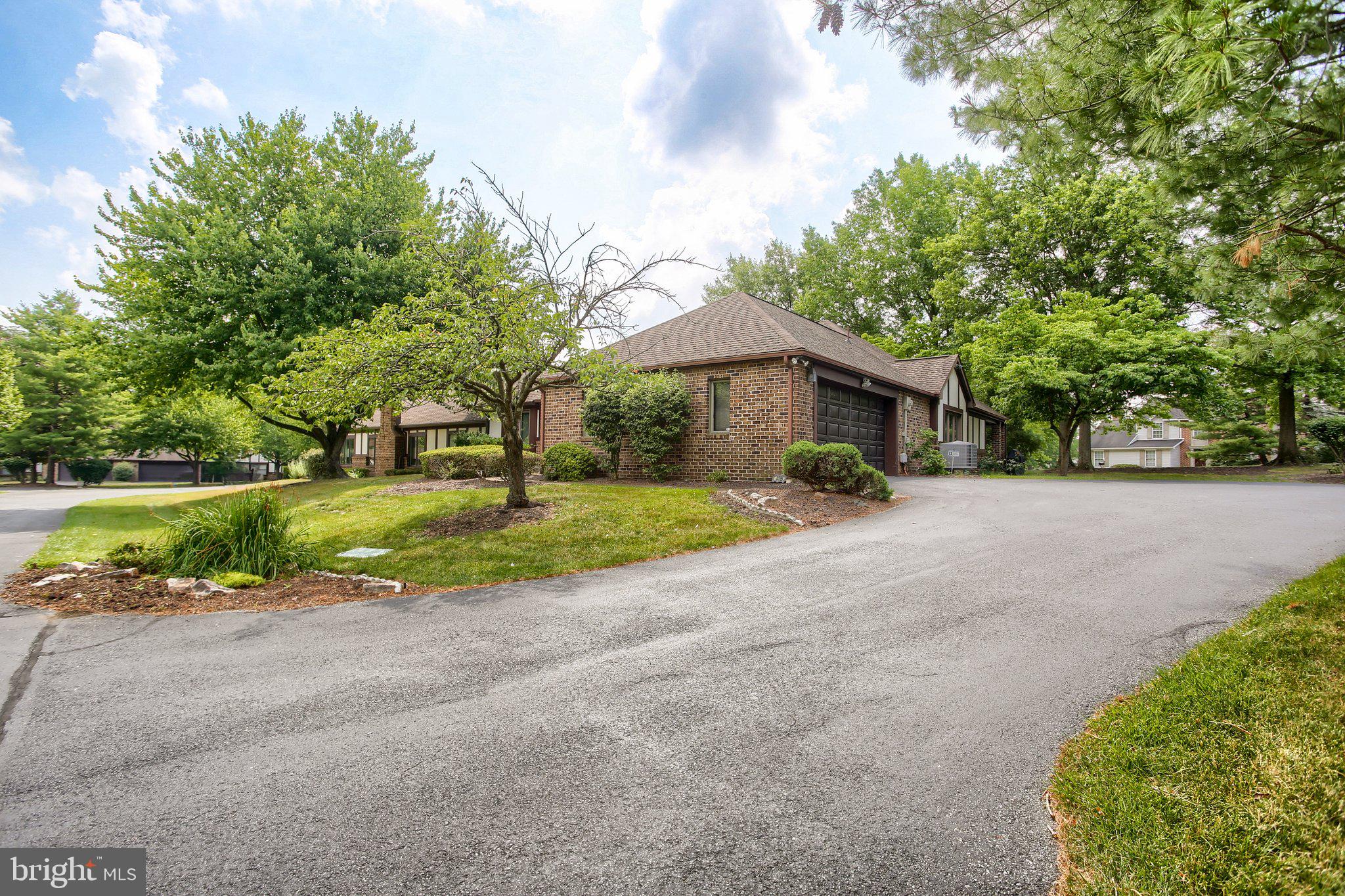 STONEGATE - Residential