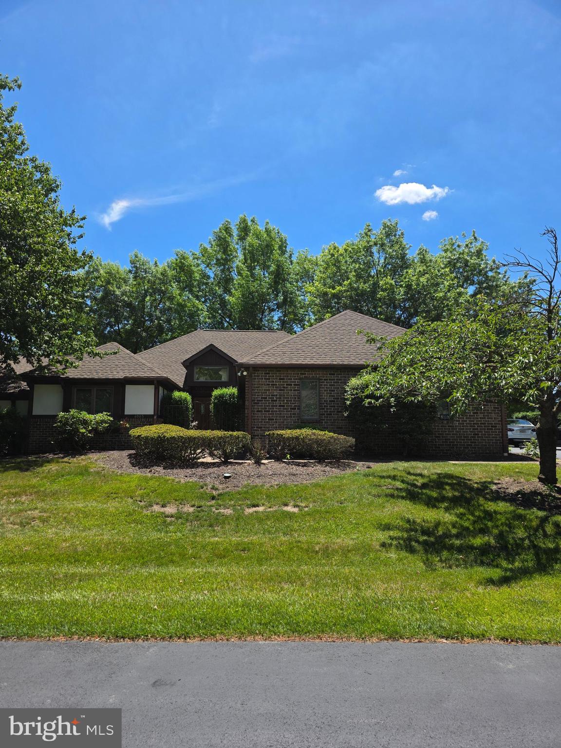STONEGATE - Residential