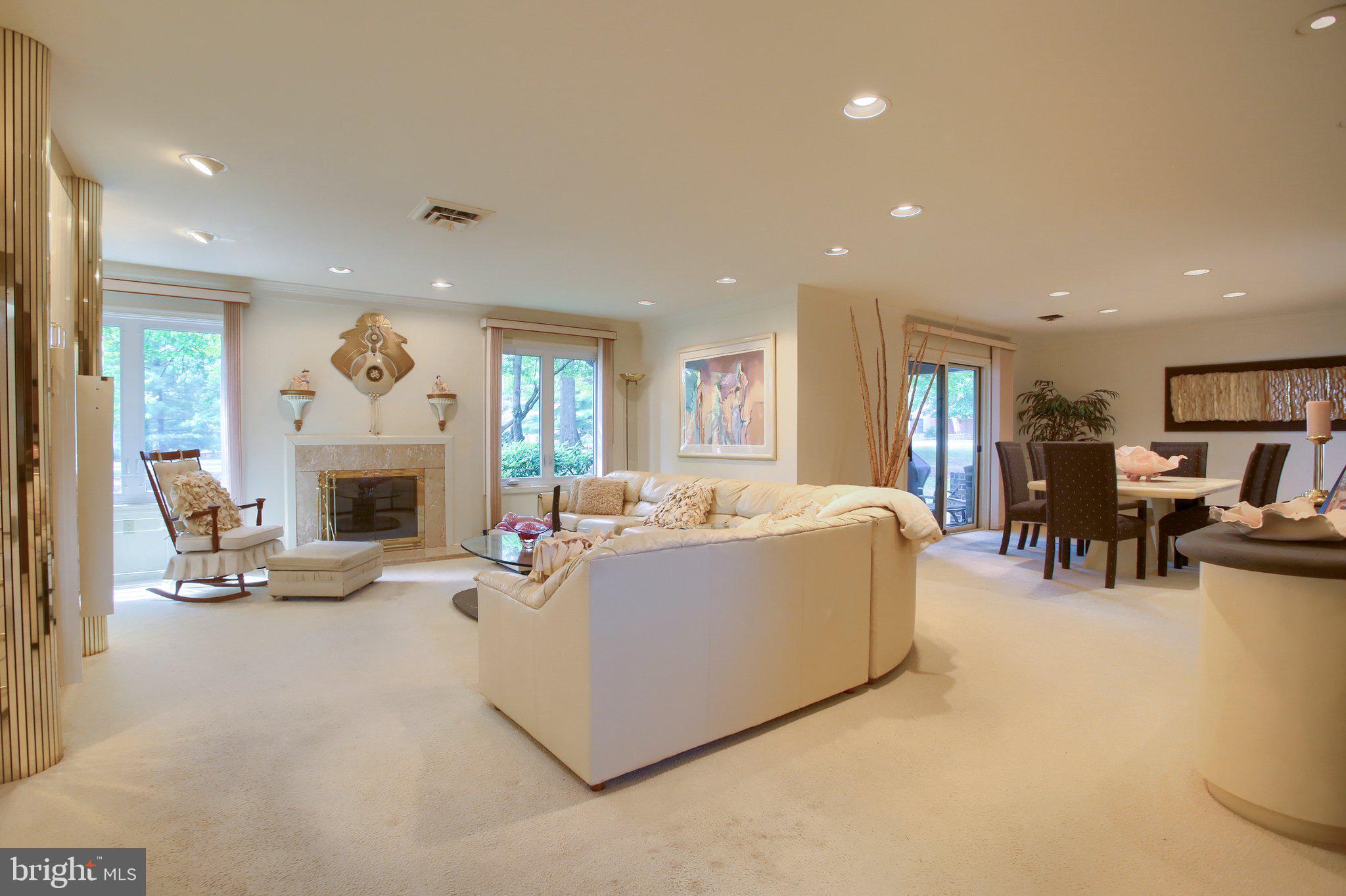 STONEGATE - Residential