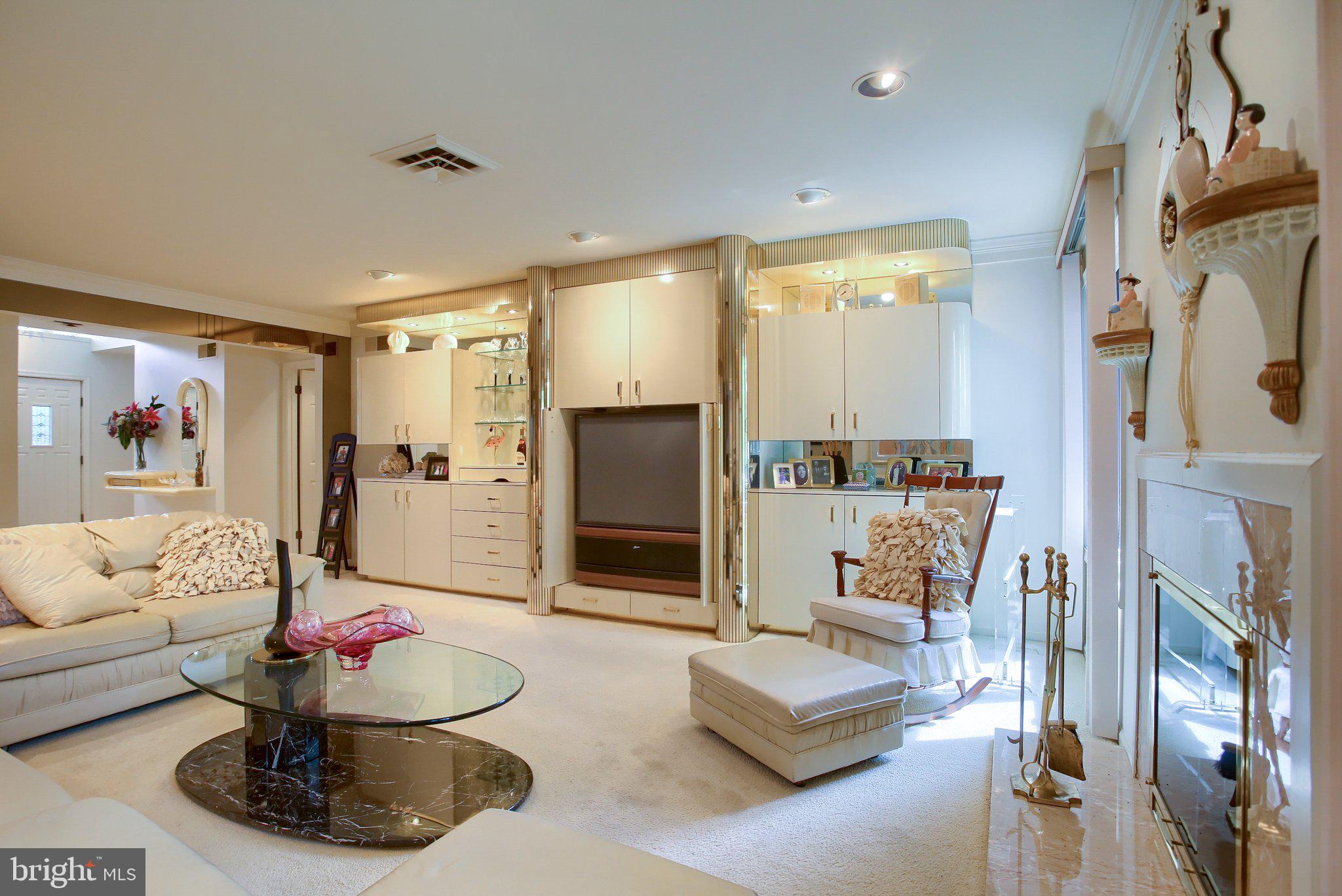 STONEGATE - Residential