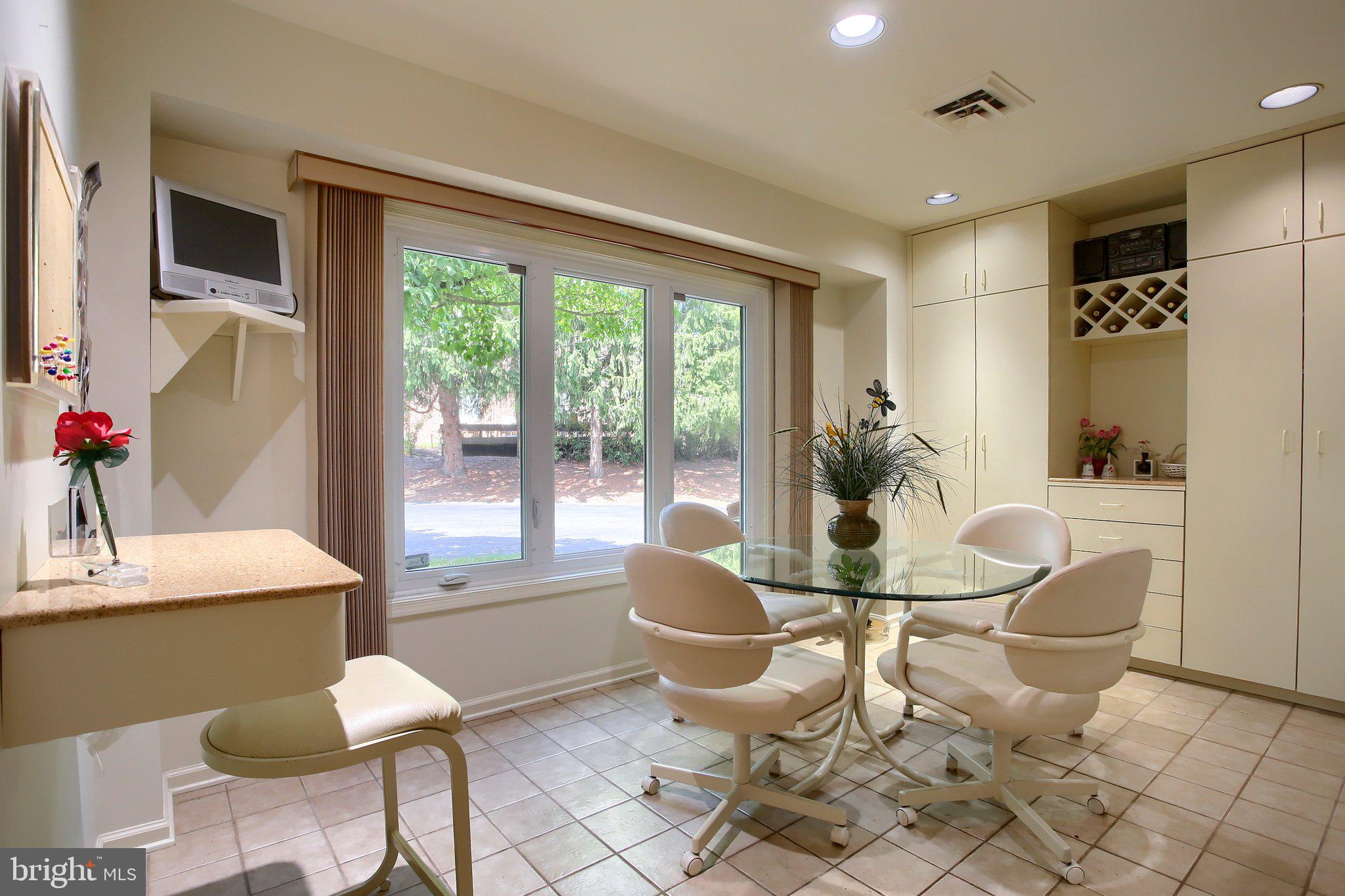 STONEGATE - Residential