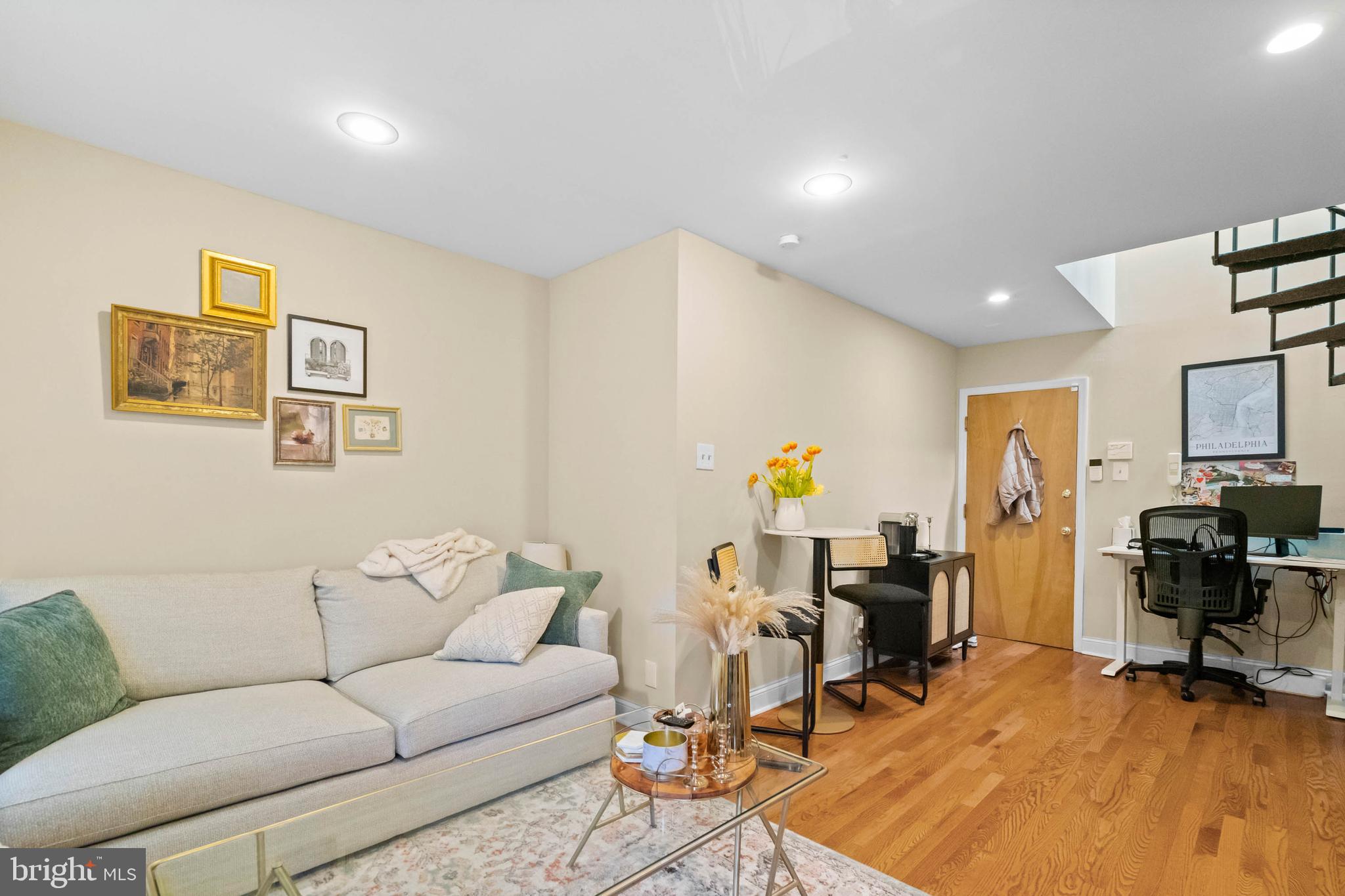 GRADUATE HOSPITAL - Residential Income