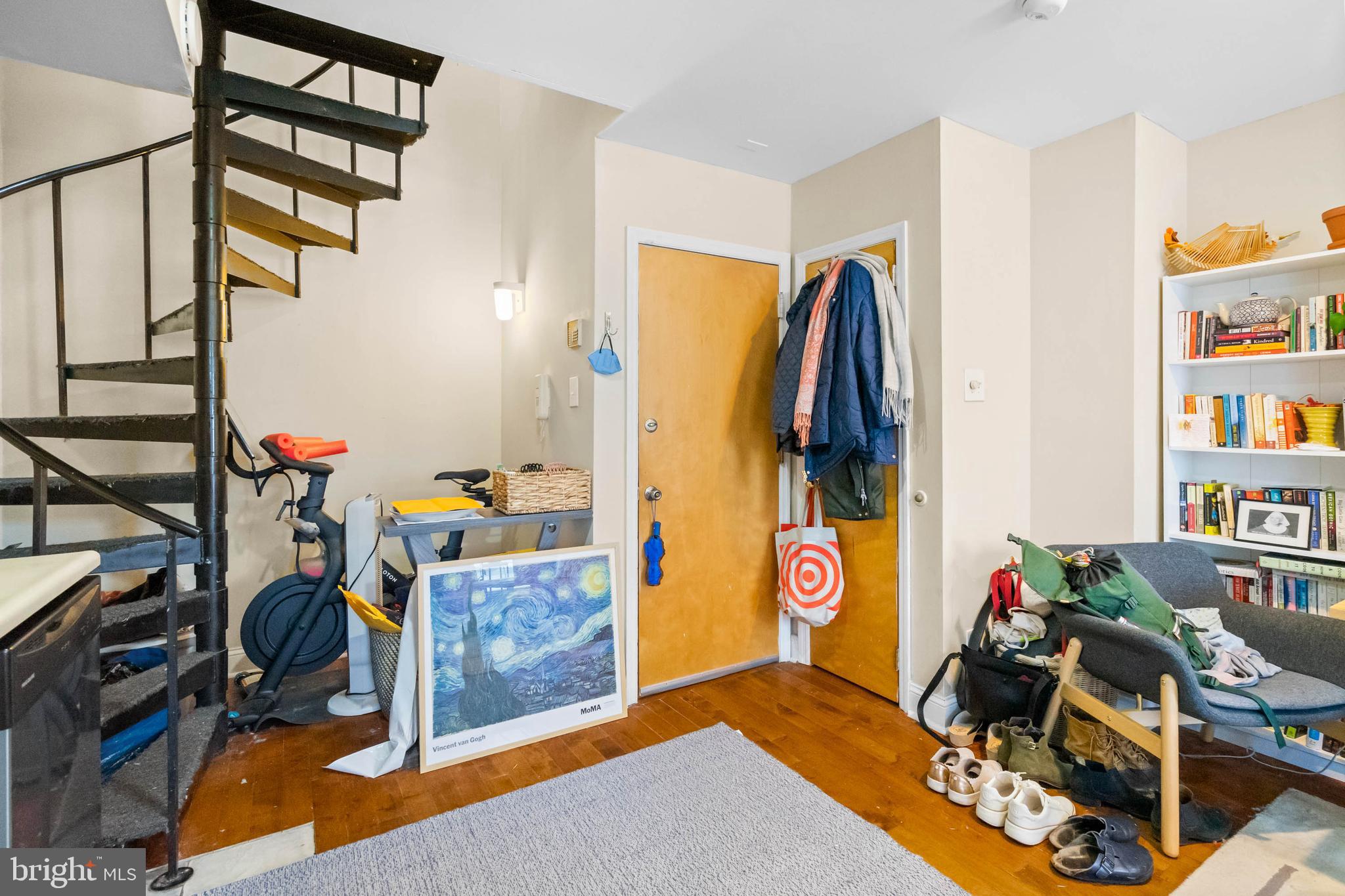 GRADUATE HOSPITAL - Residential Income