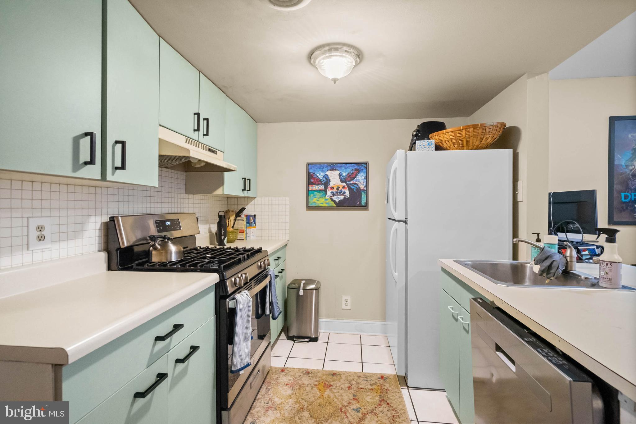 GRADUATE HOSPITAL - Residential Income