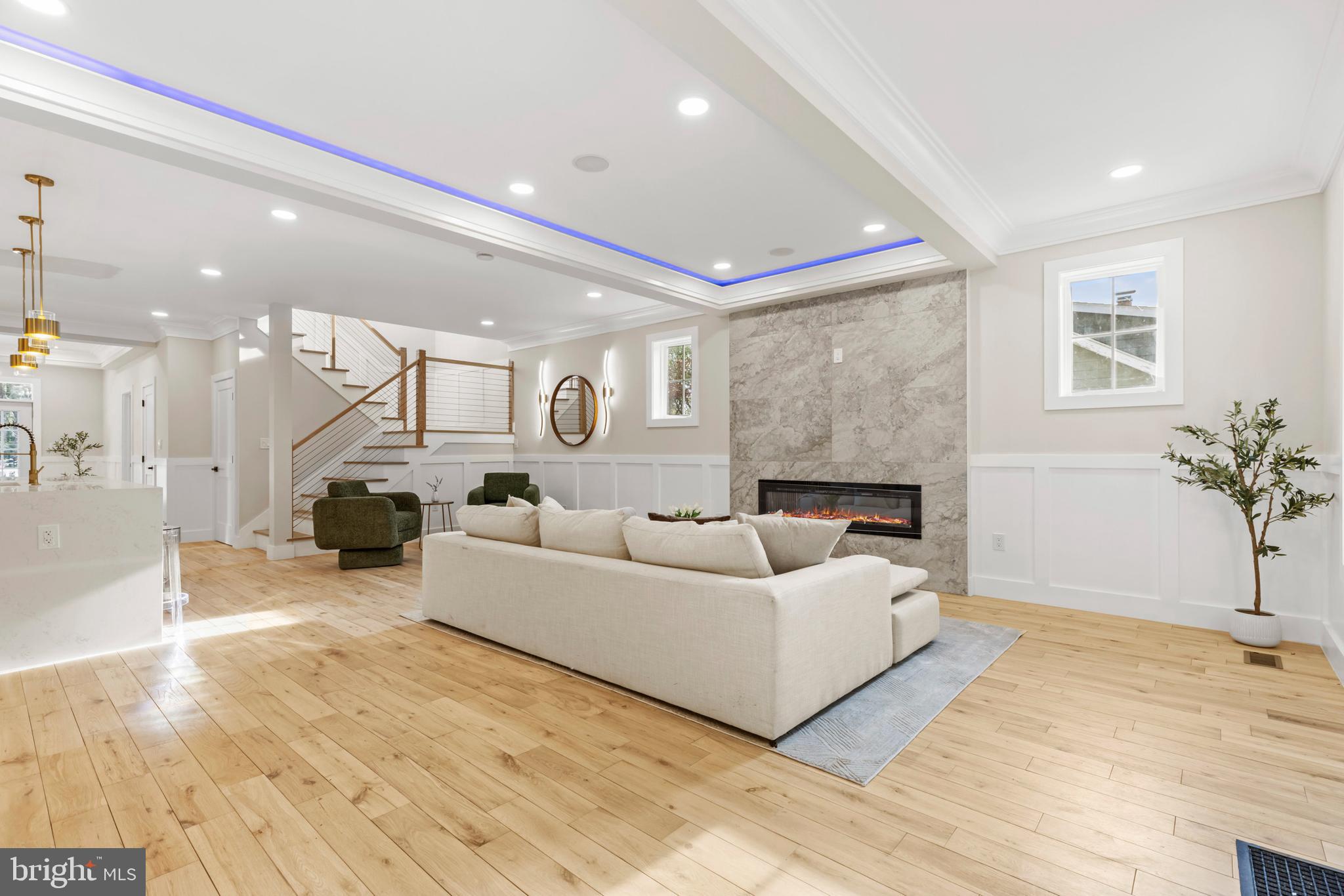 SILVER SPRING - Residential