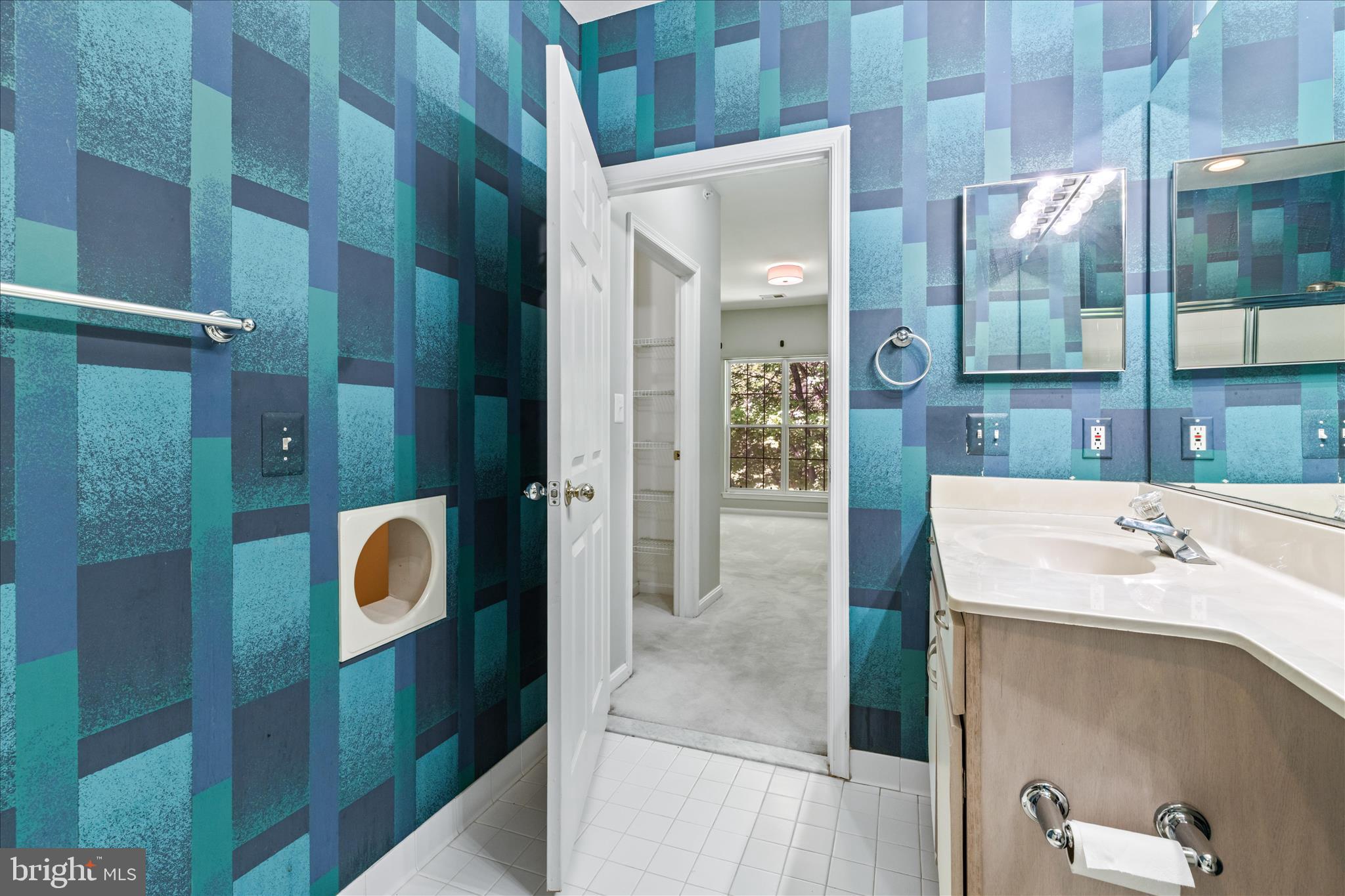 BROOKSTONE - Residential