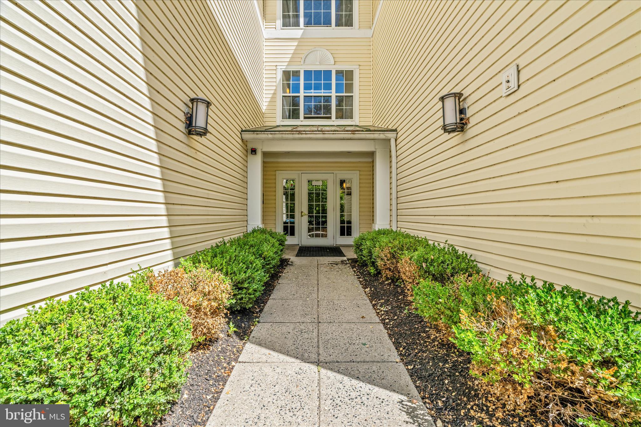 BROOKSTONE - Residential