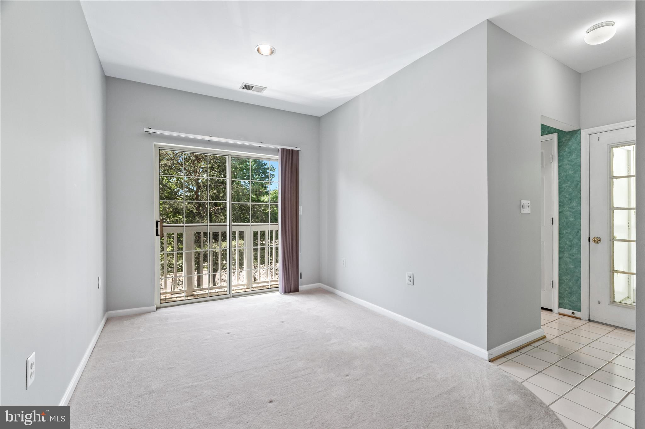 BROOKSTONE - Residential
